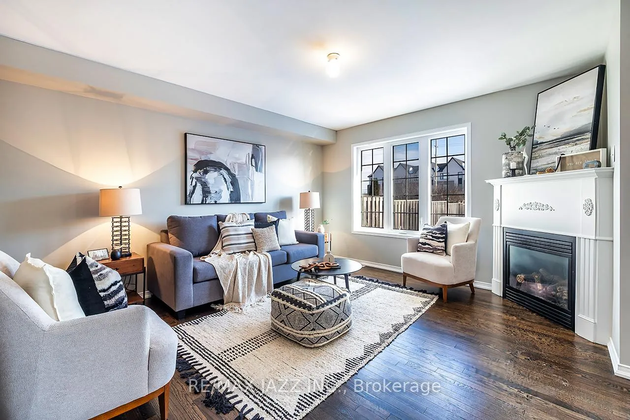 Photo 9 of 25 Summerside Avenue, Whitby, Taunton North — HOMEH