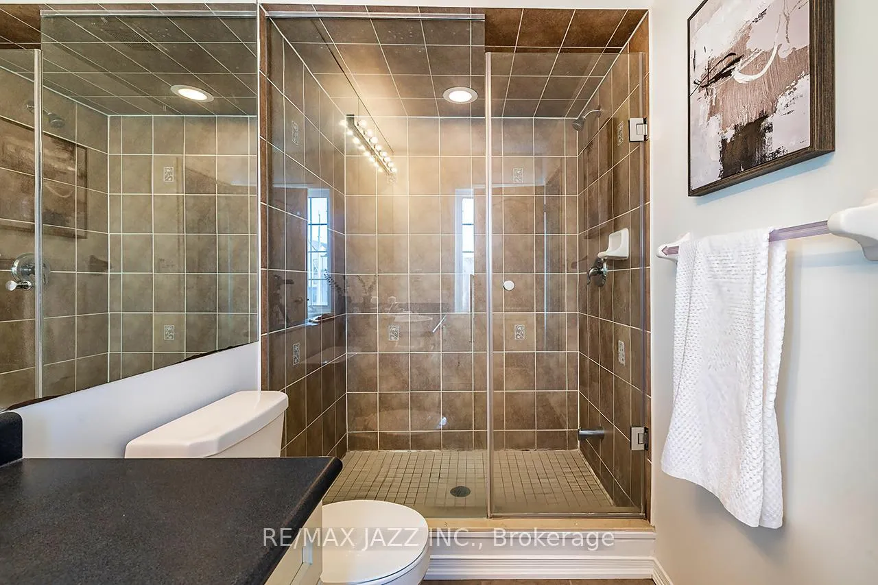 Photo 18 of 25 Summerside Avenue, Whitby, Taunton North — HOMEH