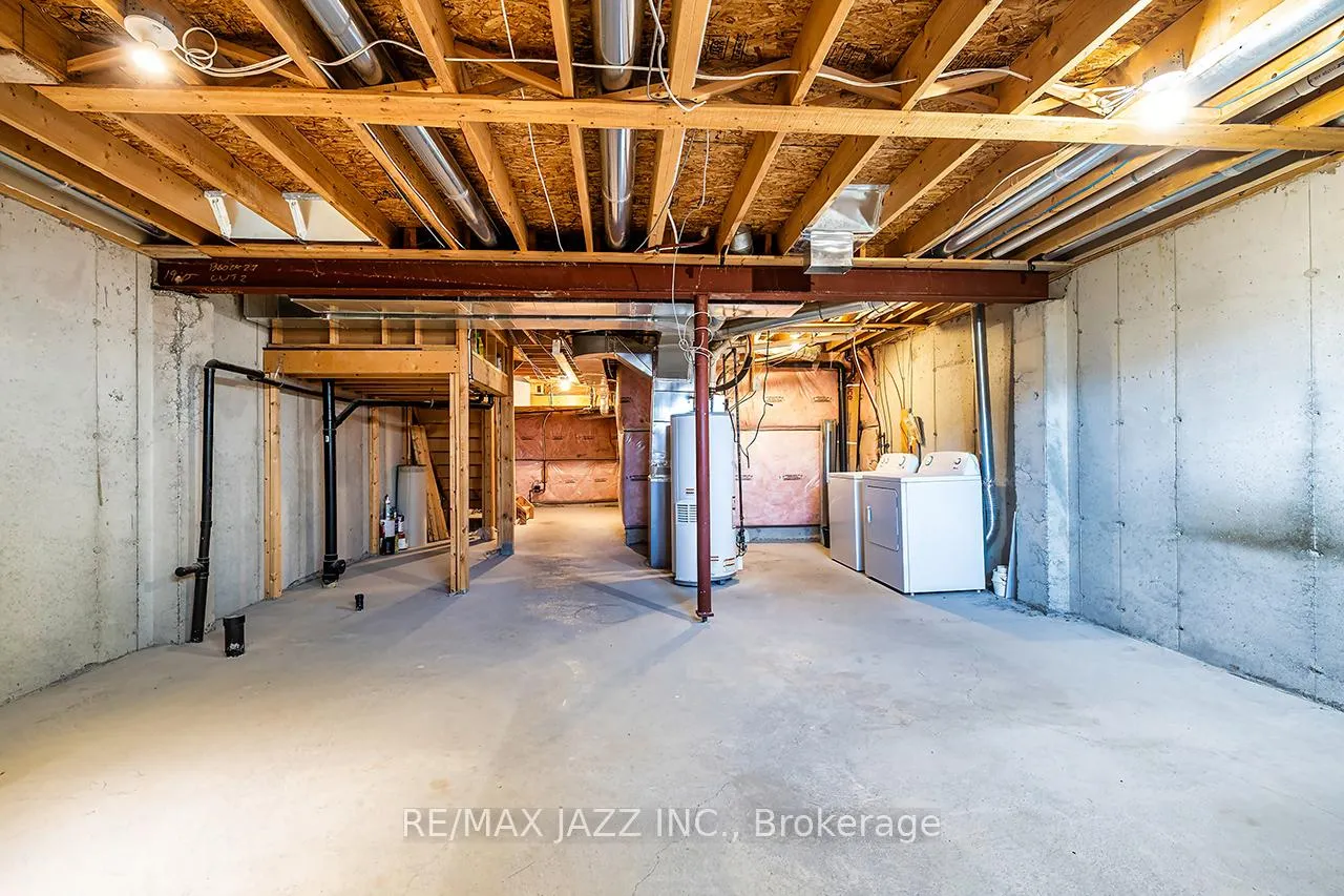 Photo 24 of 25 Summerside Avenue, Whitby, Taunton North — HOMEH