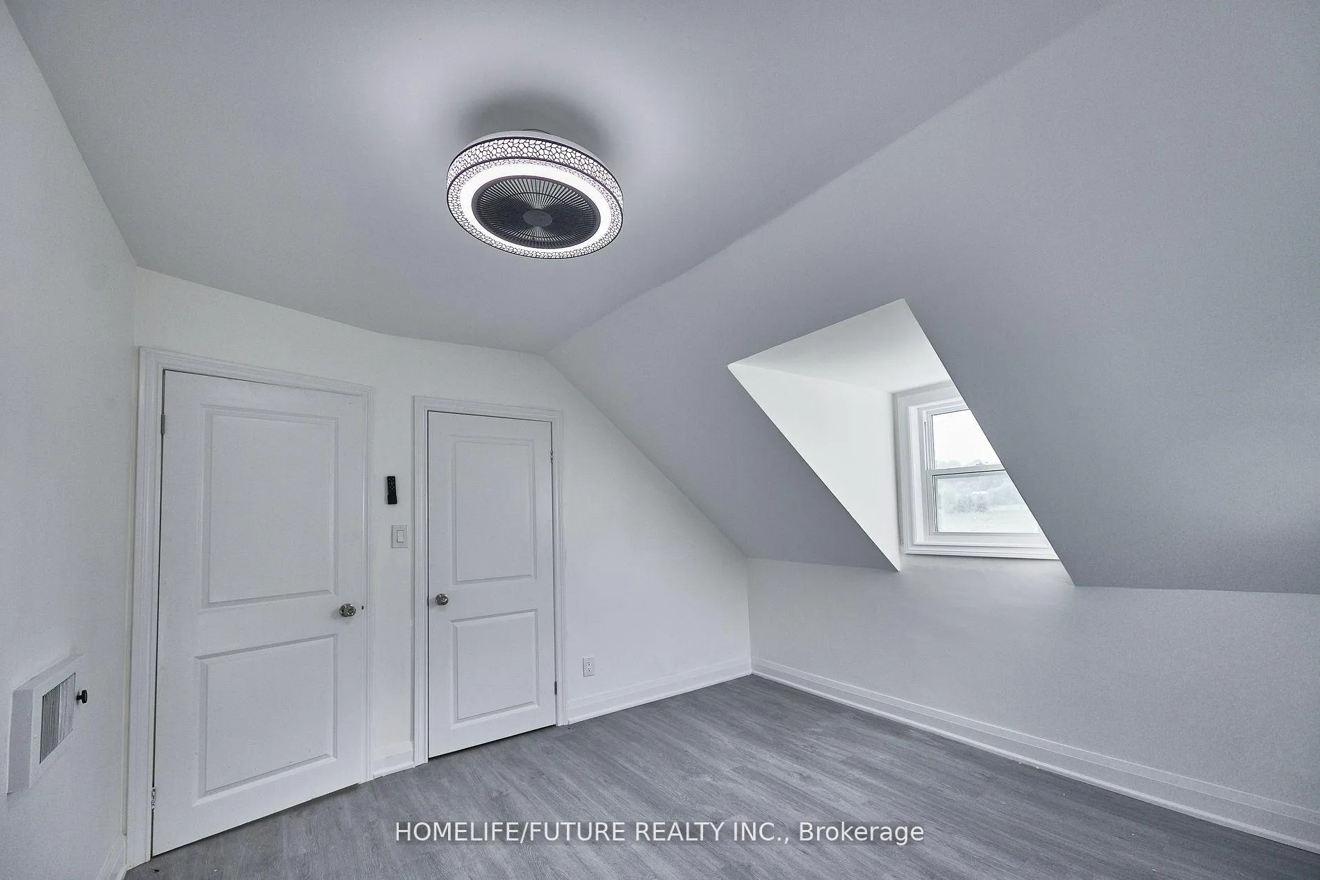 Photo 7 of Unit 2 Unit (B), 15946 County Road, Brighton, Rural Brighton — HOMEH