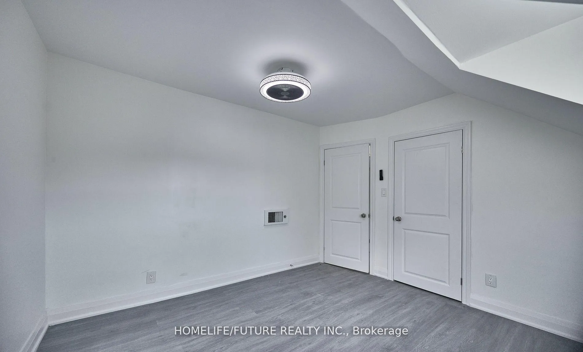 Photo 8 of Unit 2 Unit (B), 15946 County Road, Brighton, Rural Brighton — HOMEH
