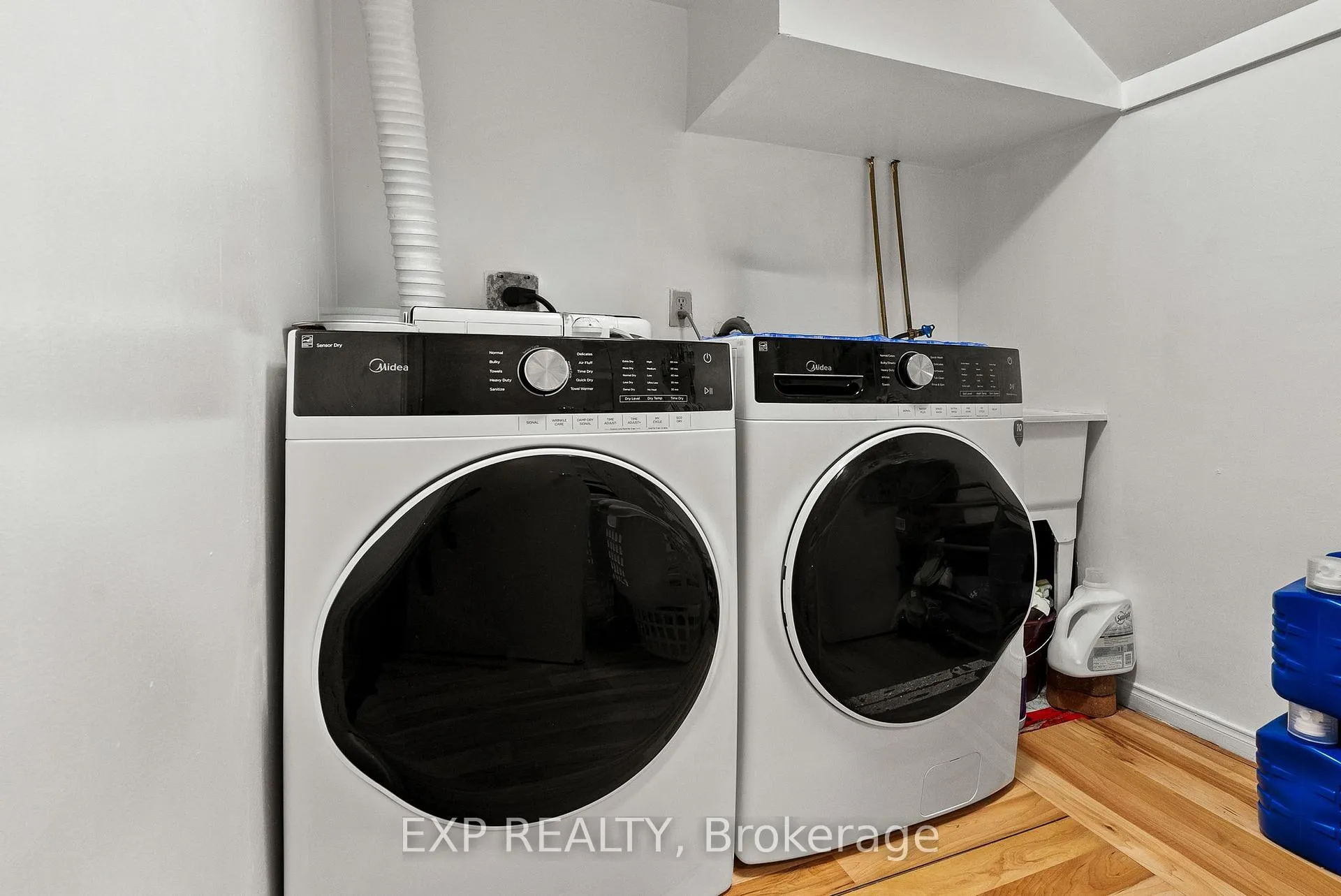 Photo 34 of 1424 Progress Place, Ottawa, Pineview — HOMEH