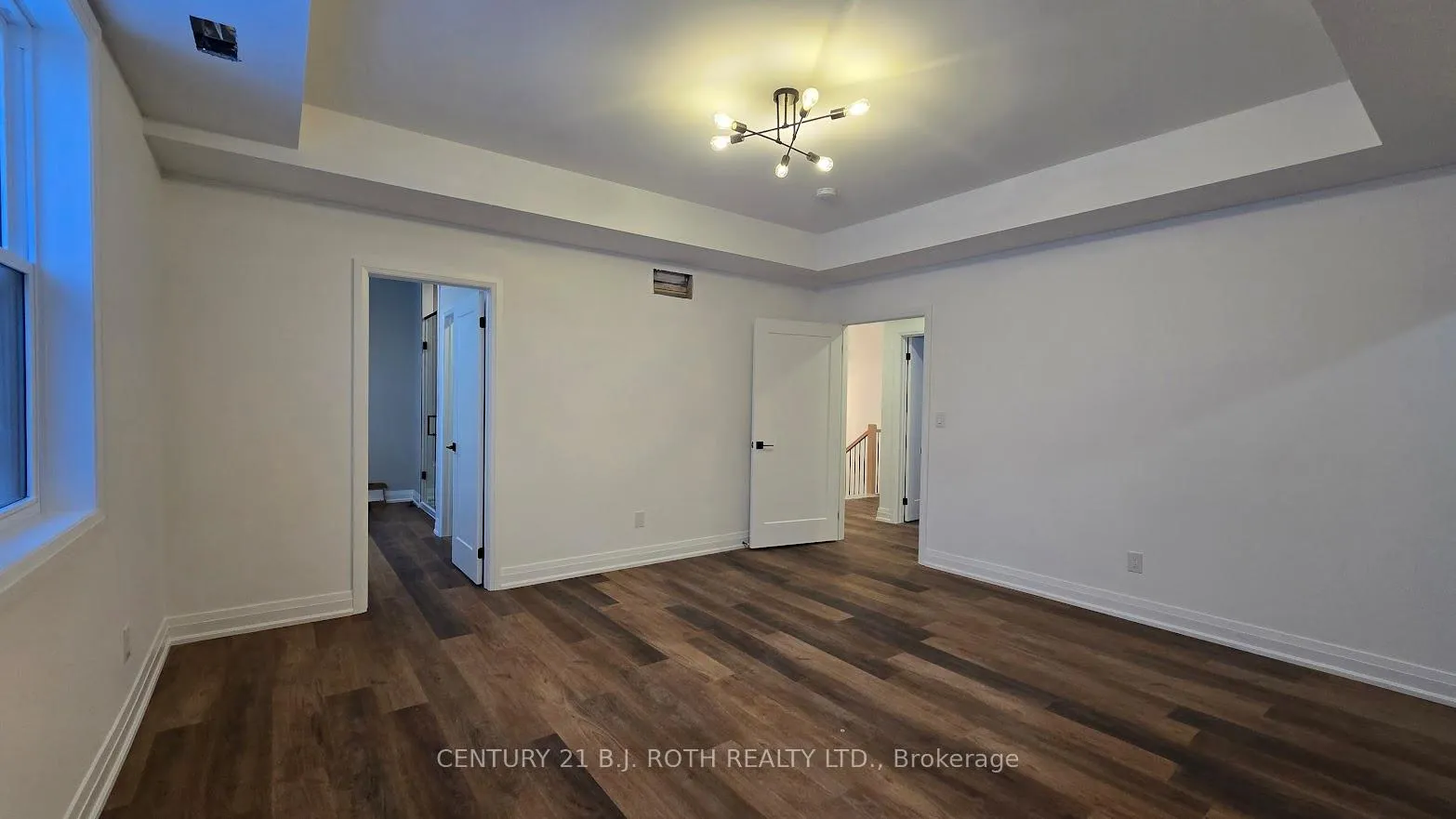 Photo 17 of Unit Upper, 44 Calverley Street, Orillia — HOMEH