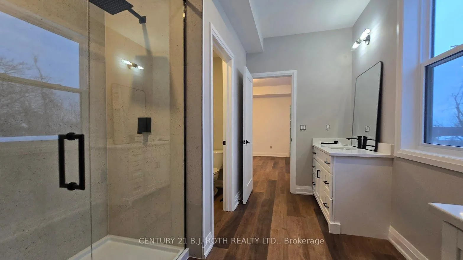 Photo 20 of Unit Upper, 44 Calverley Street, Orillia — HOMEH