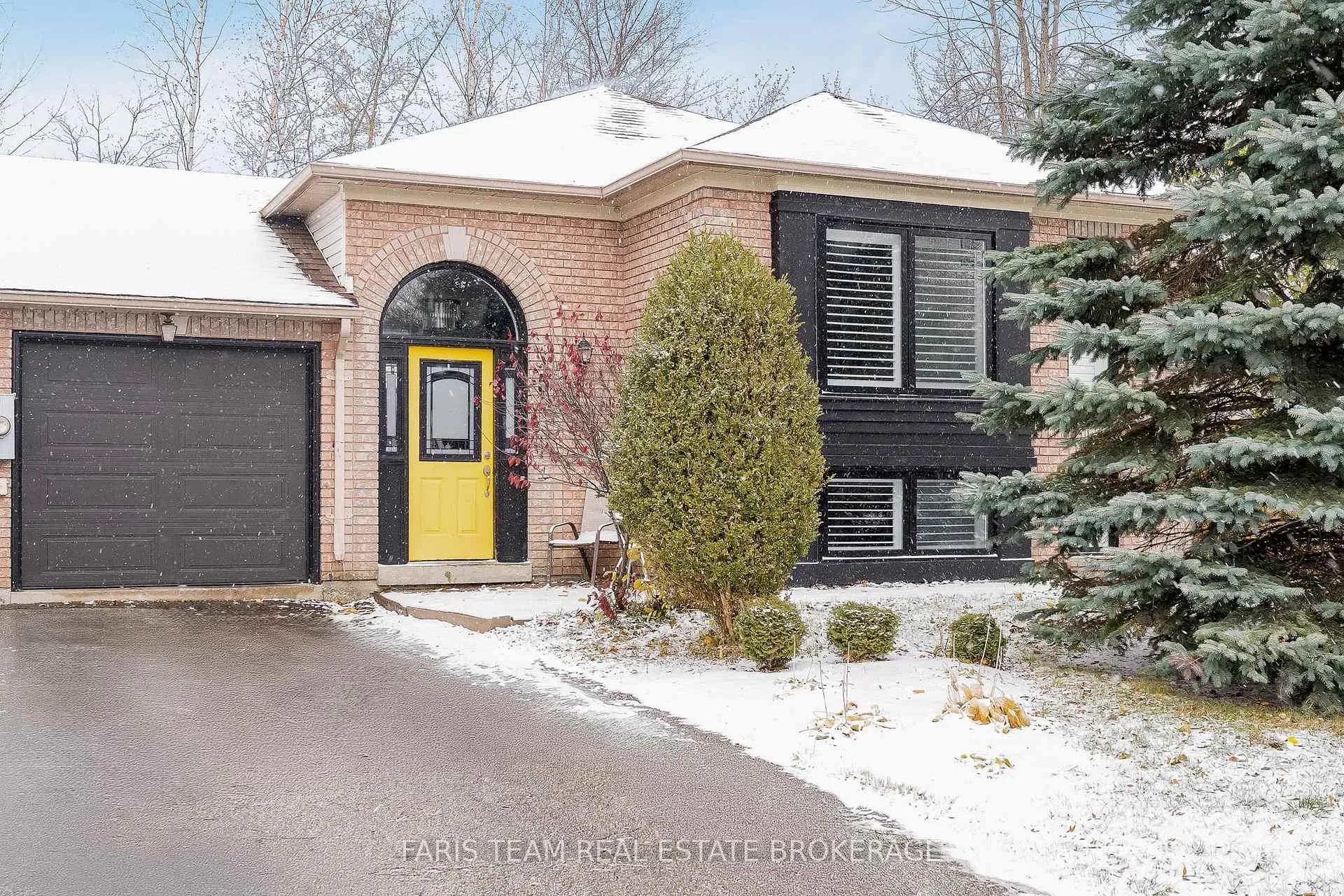 Front of 5 Harbour Crescent