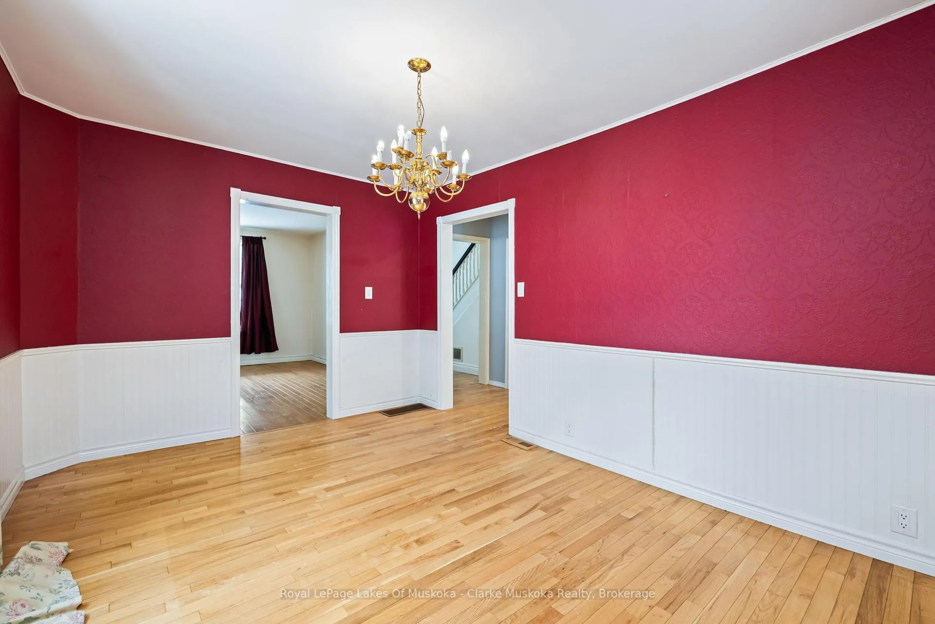 Photo 11 of 14 Glen Avenue, Parry Sound — HOMEH