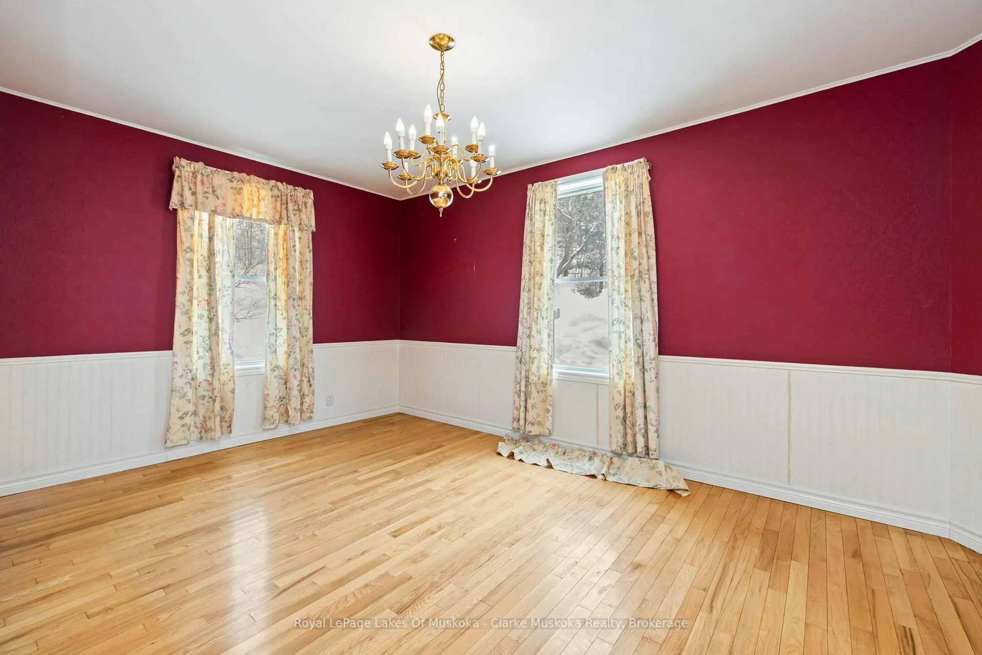Photo 13 of 14 Glen Avenue, Parry Sound — HOMEH