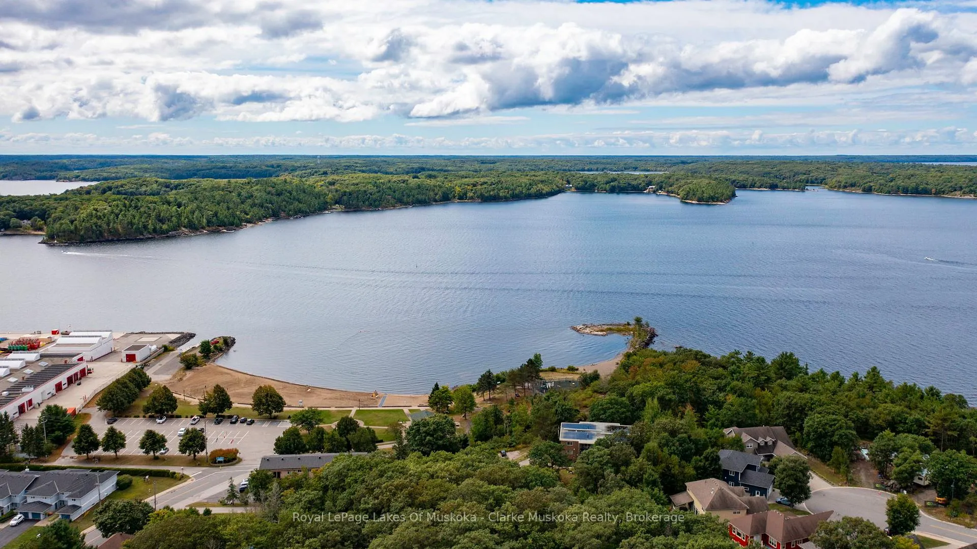 Photo 35 of 14 Glen Avenue, Parry Sound — HOMEH