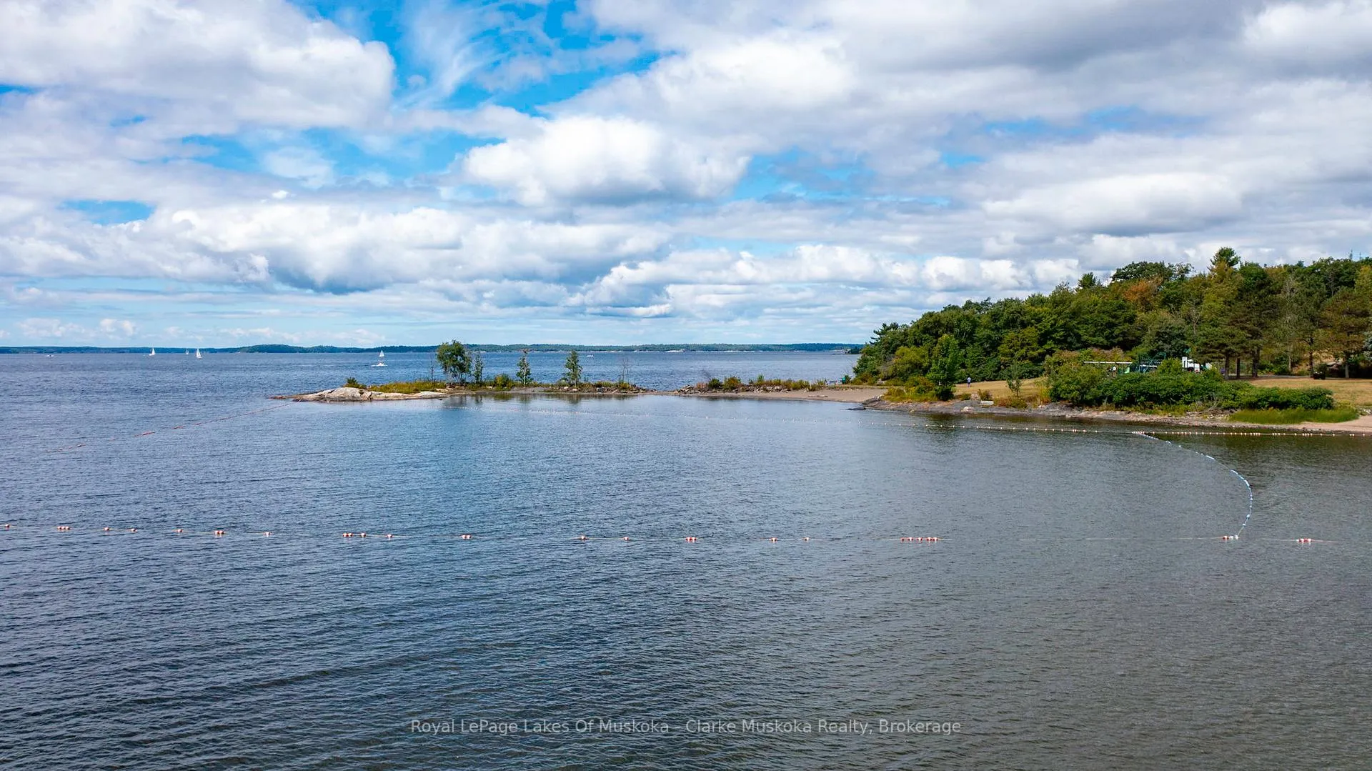 Photo 38 of 14 Glen Avenue, Parry Sound — HOMEH