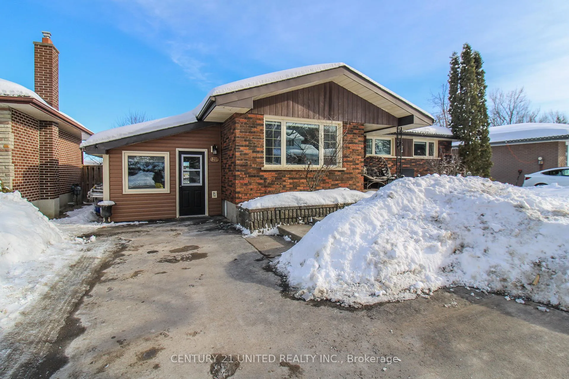 Photo 1 of 1203 Edmison Drive, Peterborough, Northcrest Ward 5 — HOMEH