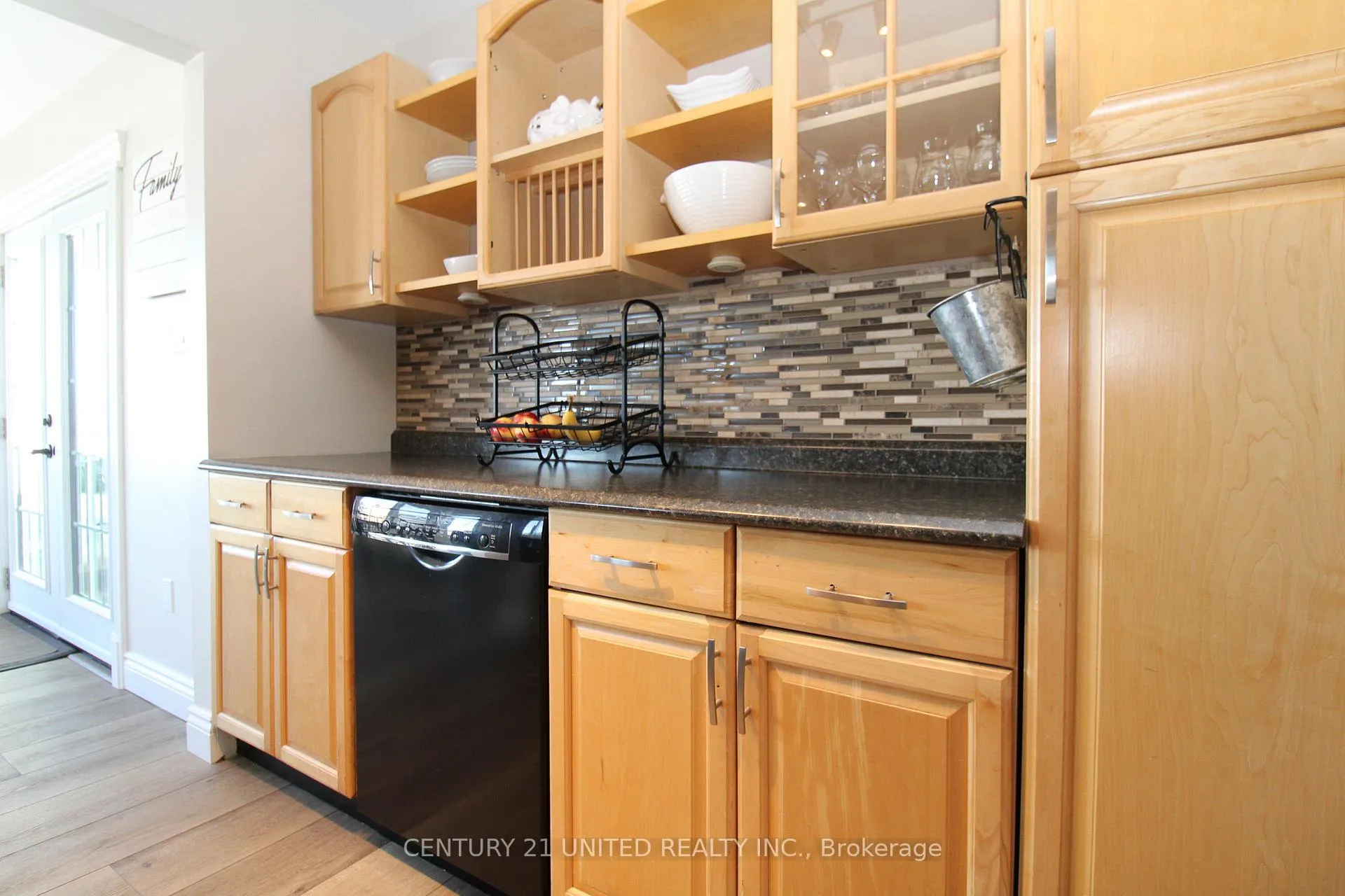 Photo 15 of 1203 Edmison Drive, Peterborough, Northcrest Ward 5 — HOMEH