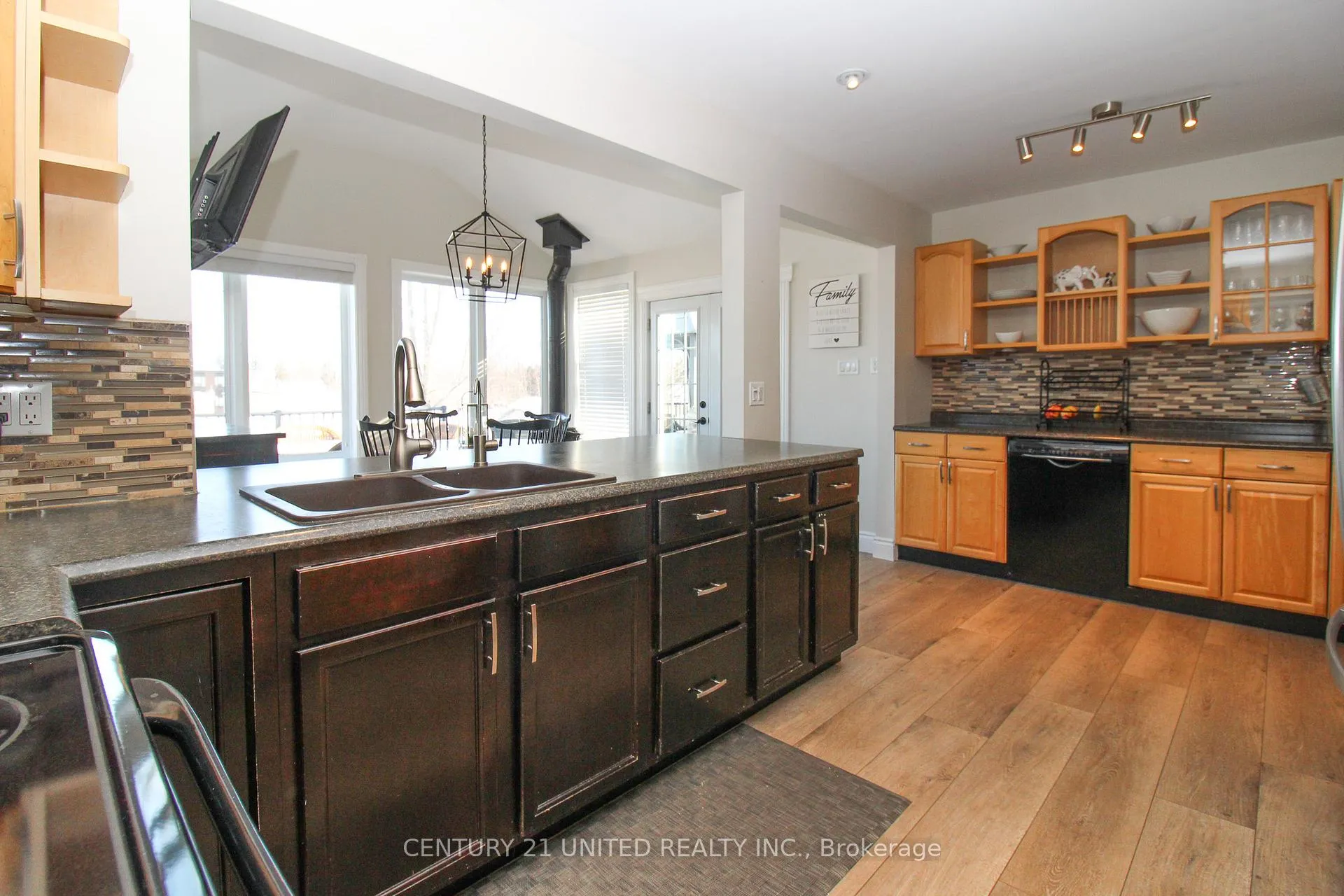 Photo 18 of 1203 Edmison Drive, Peterborough, Northcrest Ward 5 — HOMEH