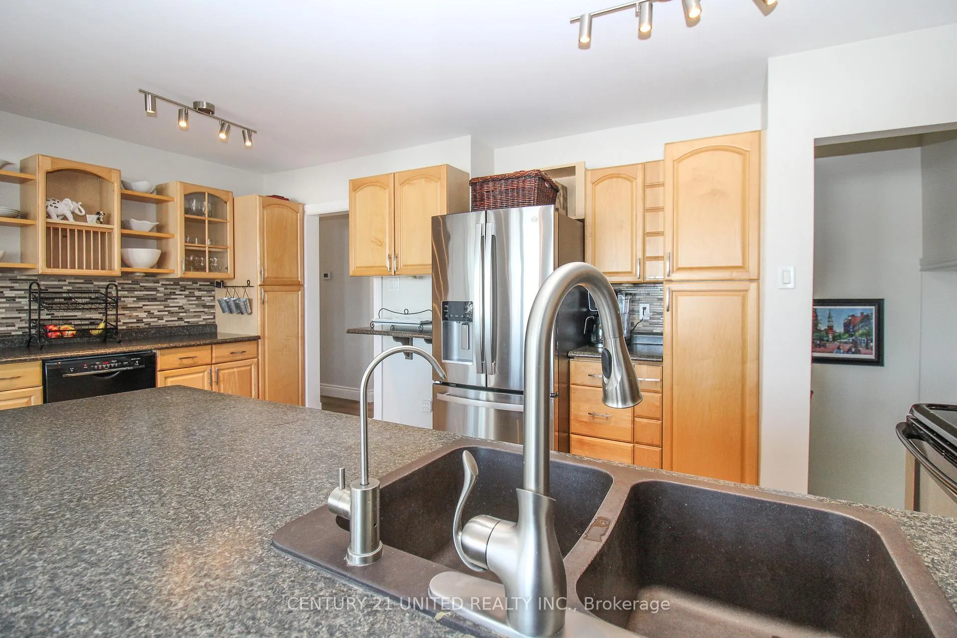 Photo 21 of 1203 Edmison Drive, Peterborough, Northcrest Ward 5 — HOMEH