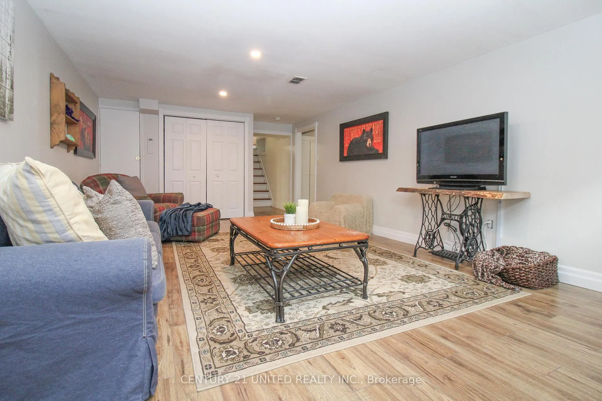 Photo 37 of 1203 Edmison Drive, Peterborough, Northcrest Ward 5 — HOMEH