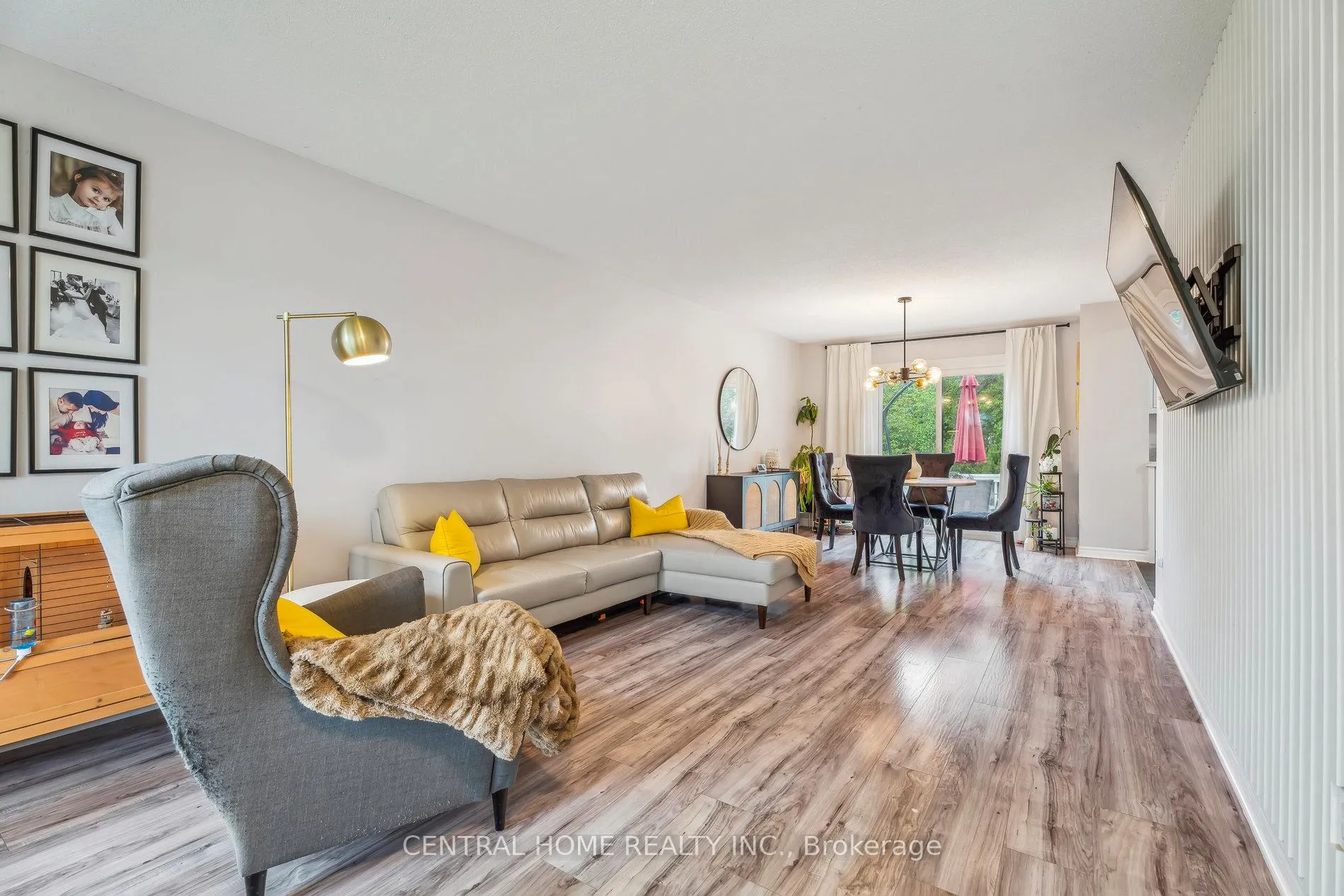 Photo 3 of 50 Metro Road S, Georgina, Keswick North — HOMEH