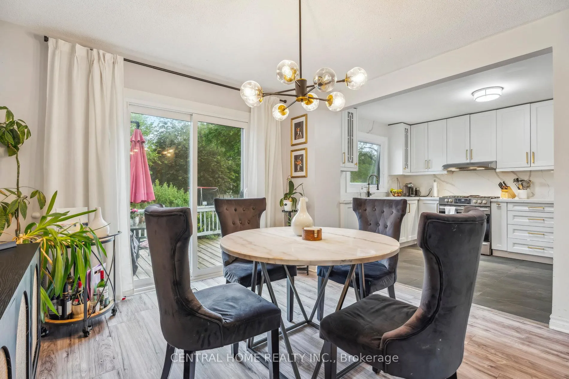 Photo 8 of 50 Metro Road S, Georgina, Keswick North — HOMEH