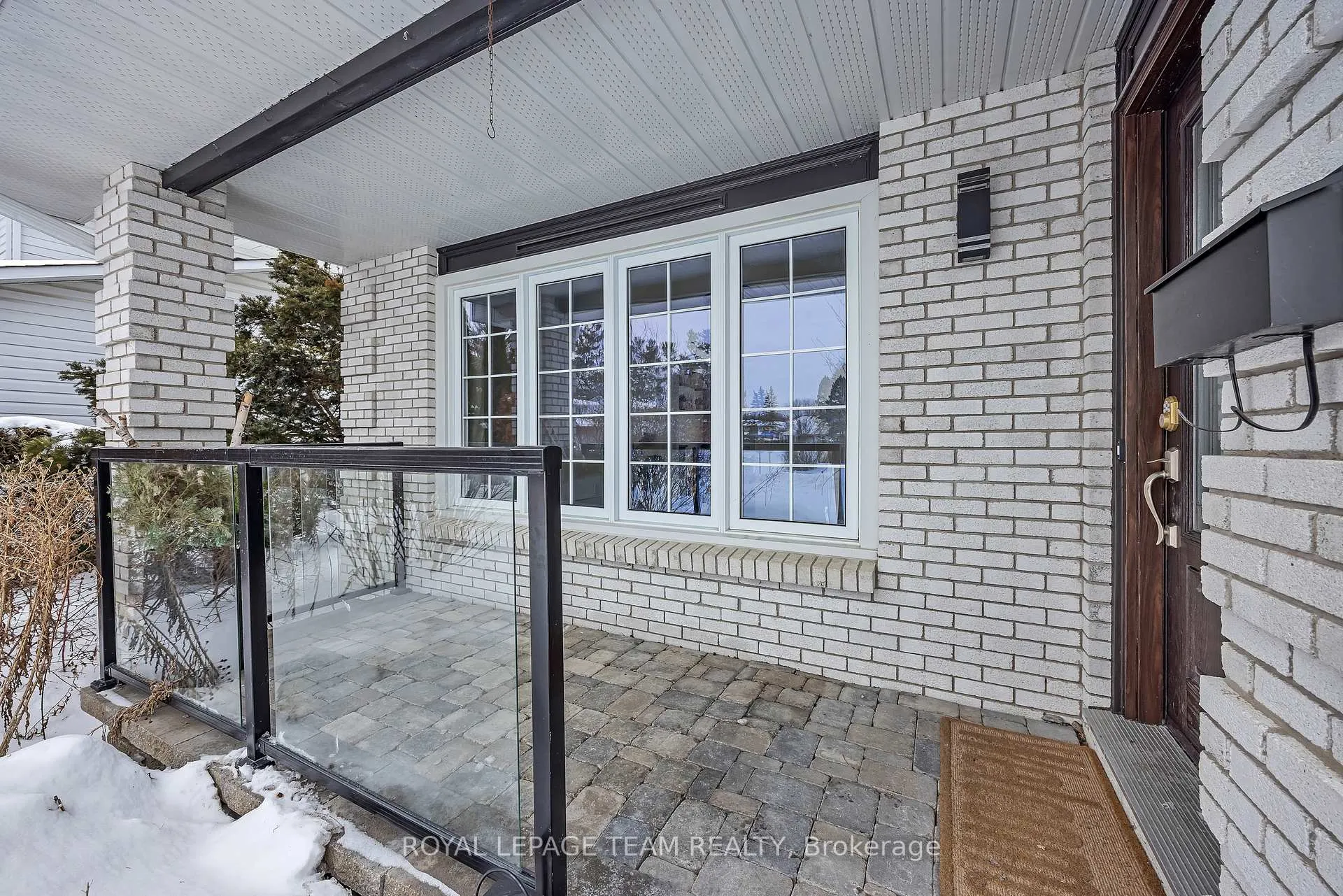 Photo 7 of 6 Stroughton Crescent, Ottawa, Munster — HOMEH