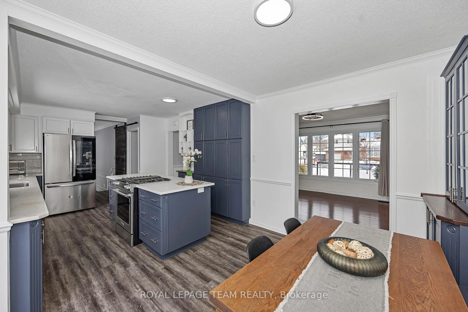 Photo 14 of 6 Stroughton Crescent, Ottawa, Munster — HOMEH