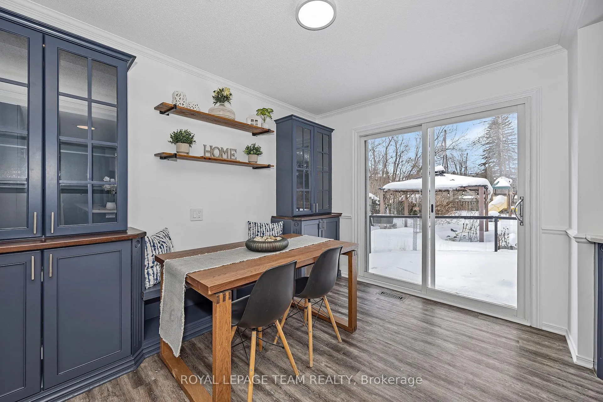 Photo 16 of 6 Stroughton Crescent, Ottawa, Munster — HOMEH