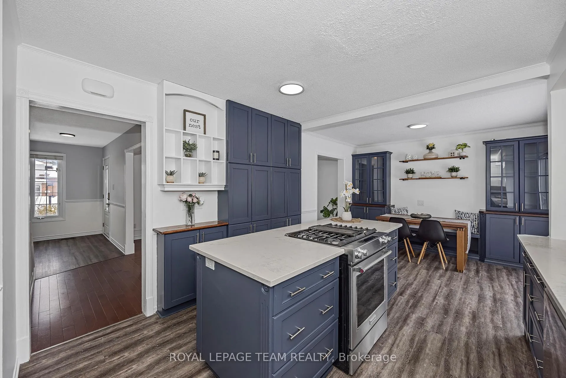 Photo 18 of 6 Stroughton Crescent, Ottawa, Munster — HOMEH