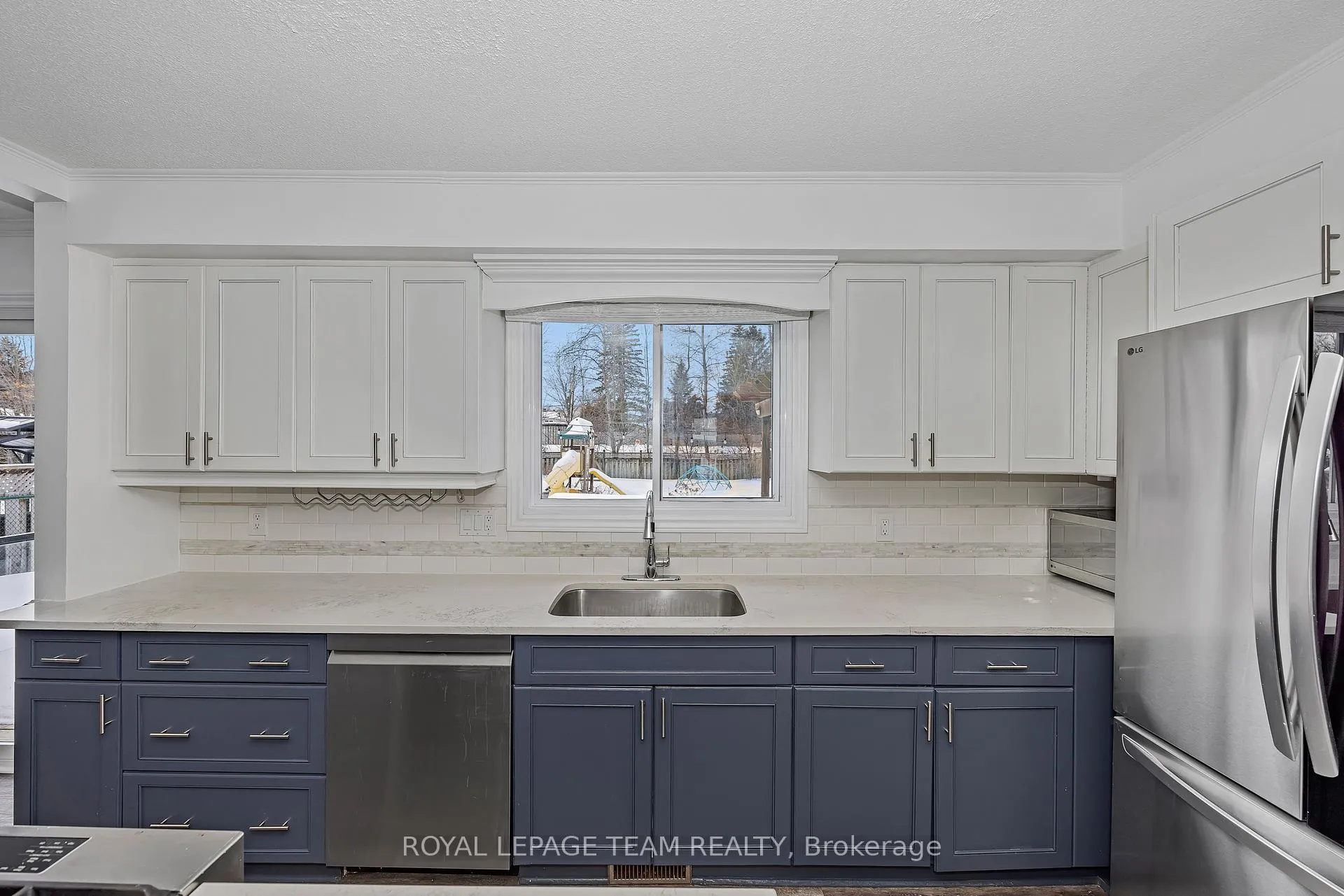 Photo 20 of 6 Stroughton Crescent, Ottawa, Munster — HOMEH