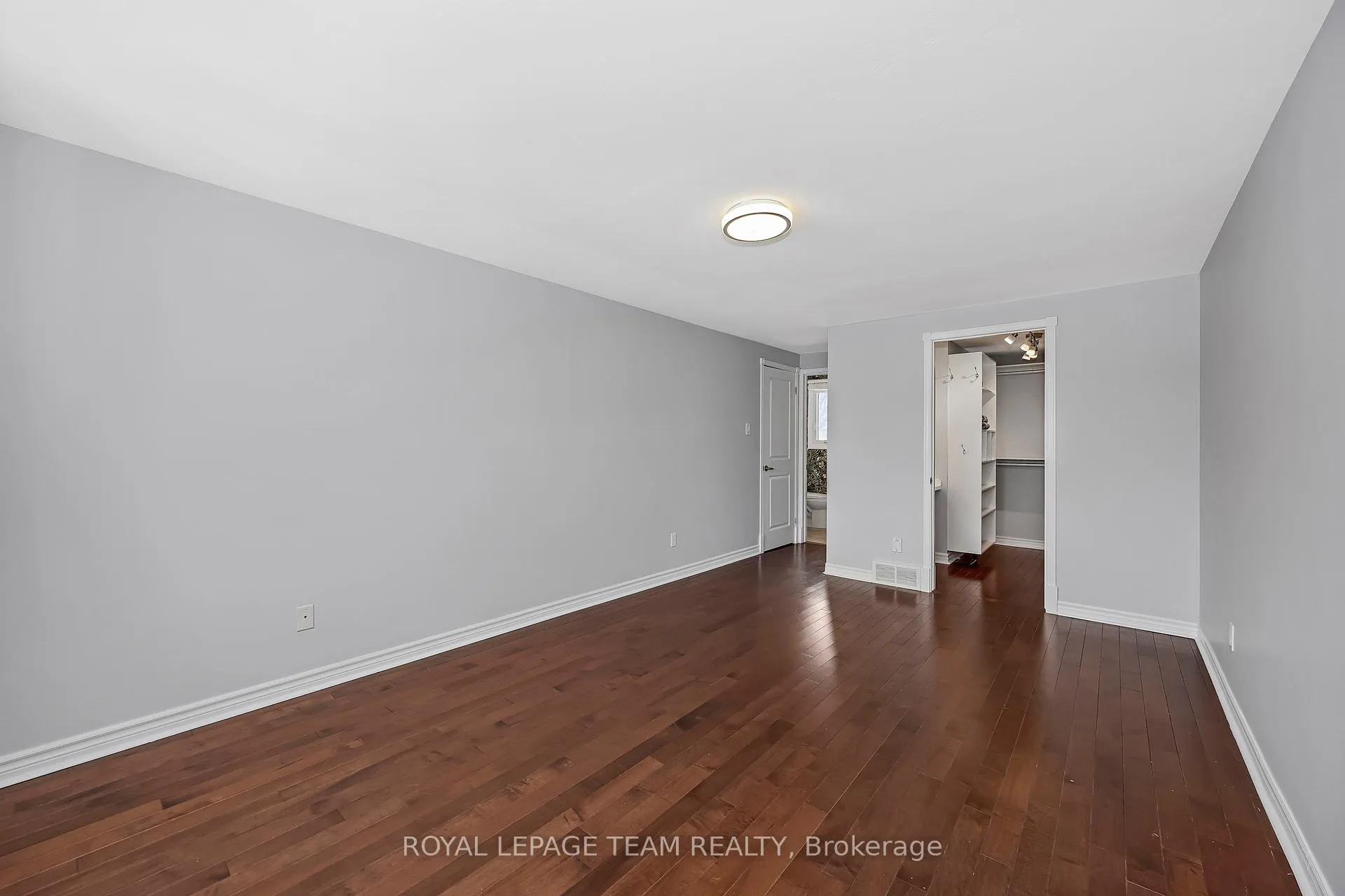 Photo 29 of 6 Stroughton Crescent, Ottawa, Munster — HOMEH