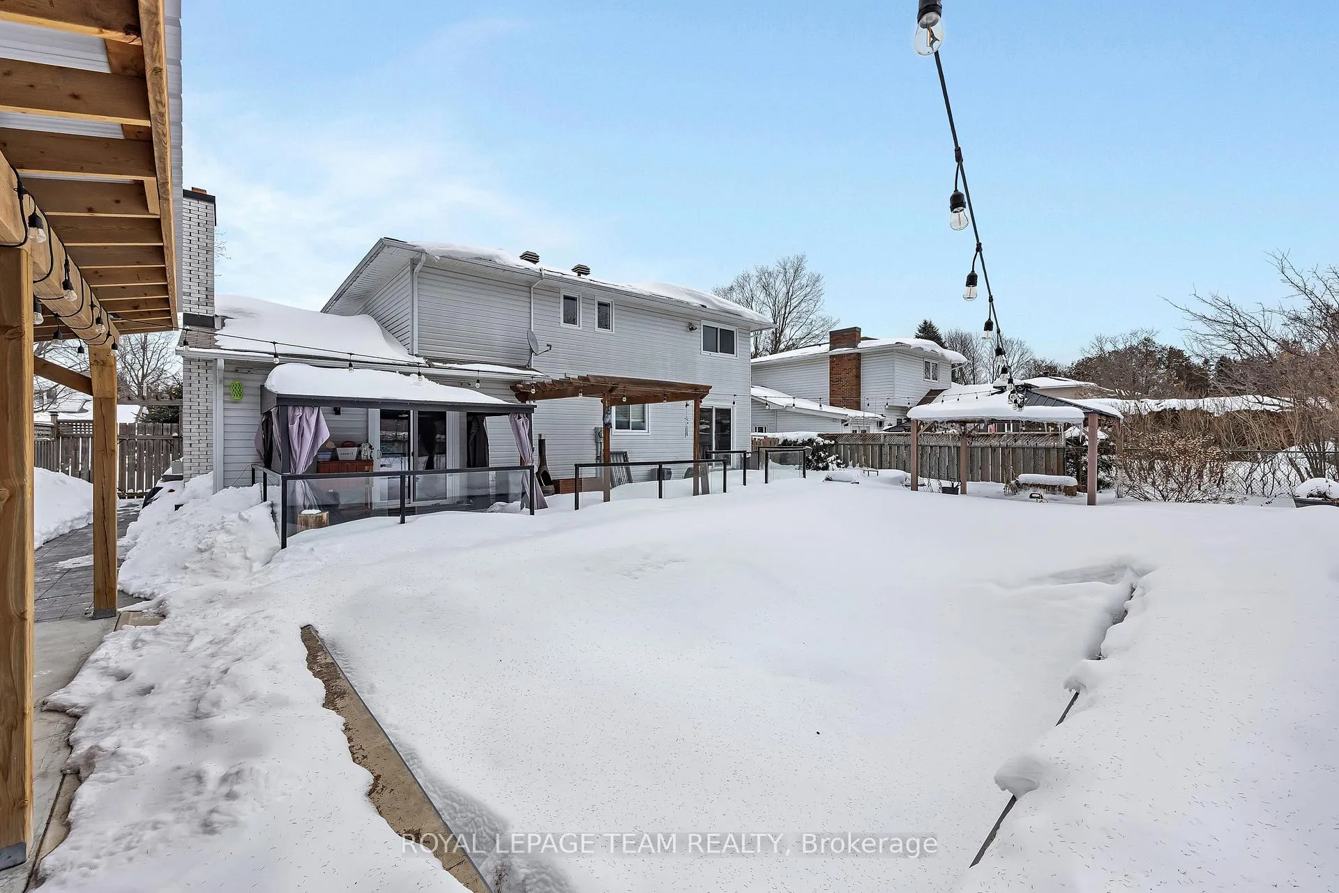 Photo 45 of 6 Stroughton Crescent, Ottawa, Munster — HOMEH