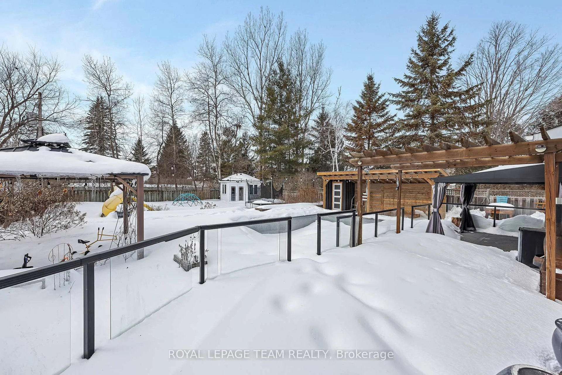 Photo 47 of 6 Stroughton Crescent, Ottawa, Munster — HOMEH
