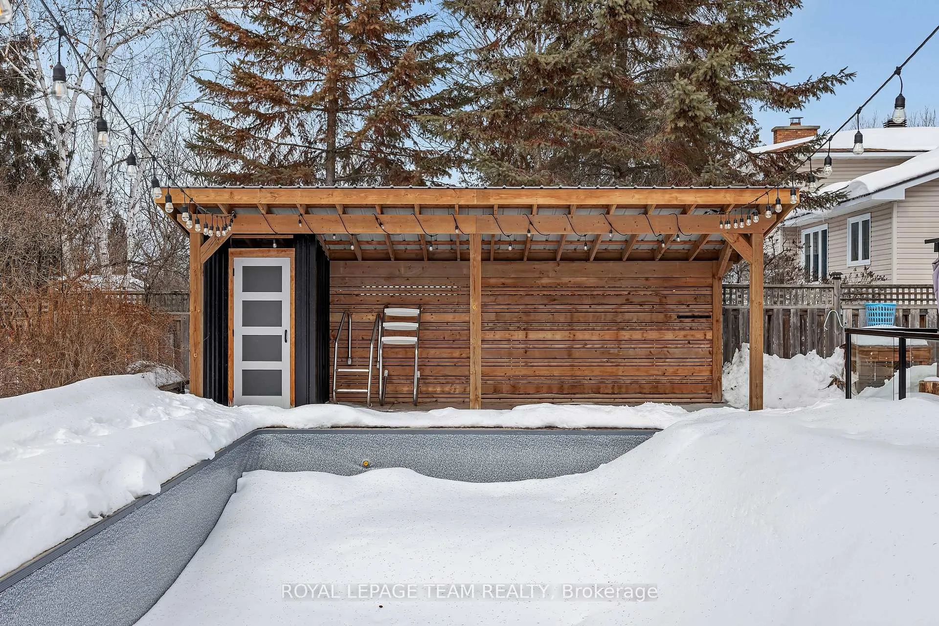 Photo 48 of 6 Stroughton Crescent, Ottawa, Munster — HOMEH