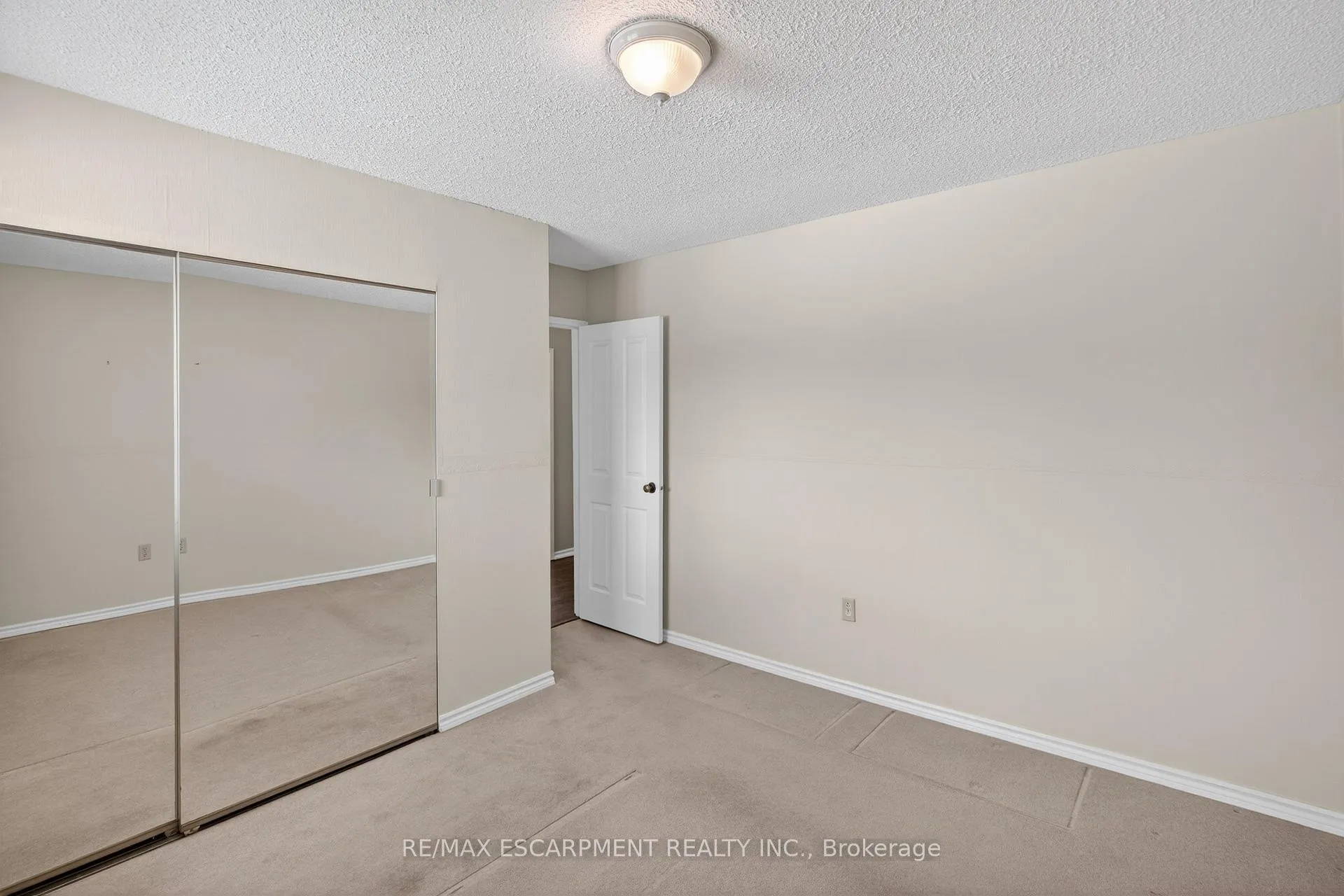 Photo 11 of 72 Boston Crescent, Hamilton, Berrisfield — HOMEH