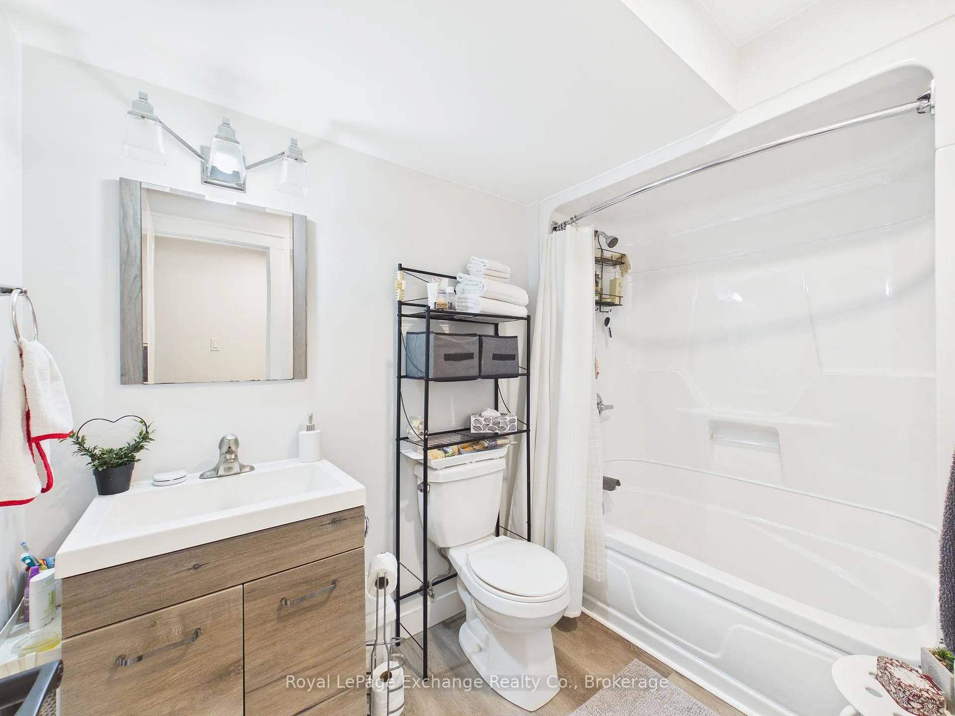 Photo 13 of Unit REAR, 966 Charles Street, Kincardine — HOMEH