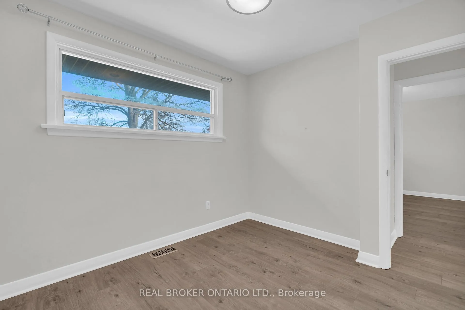 Photo 22 of 220 Bruce Street, Kitchener — HOMEH