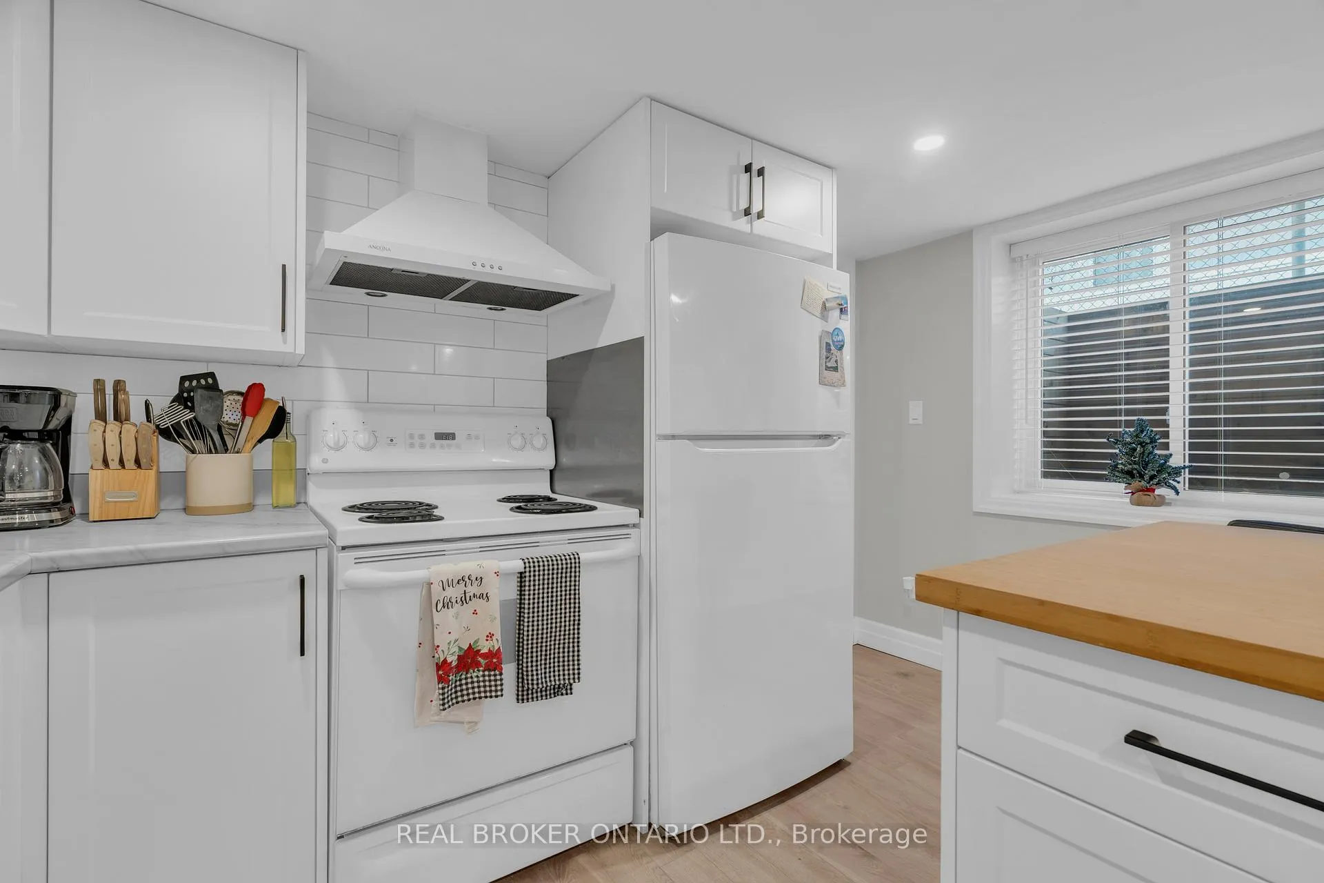 Photo 34 of 220 Bruce Street, Kitchener — HOMEH