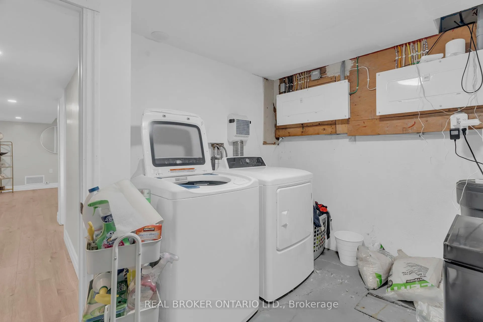 Photo 40 of 220 Bruce Street, Kitchener — HOMEH