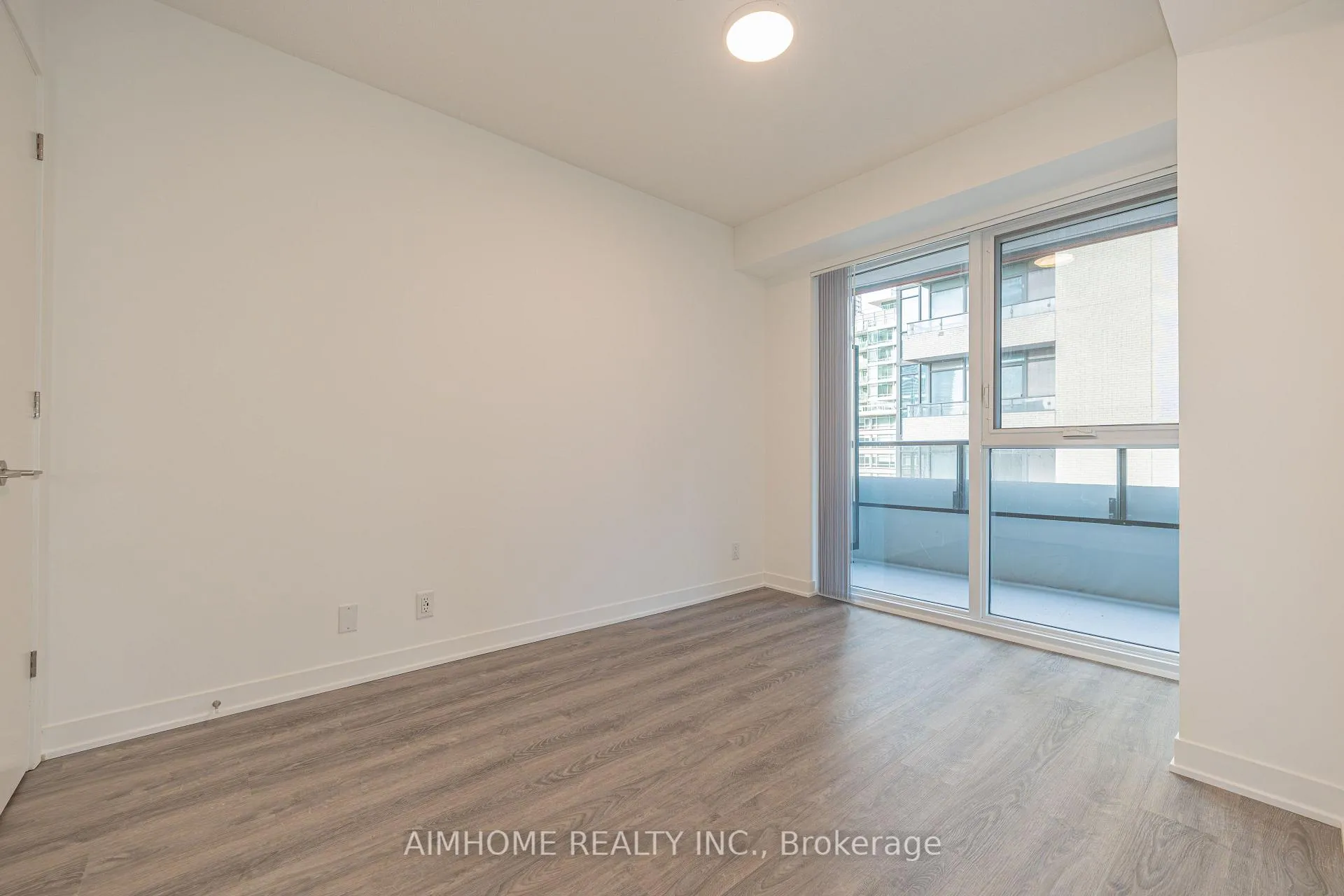 Photo 9 of Unit 718, 180 Front Street E, Toronto, Moss Park — HOMEH