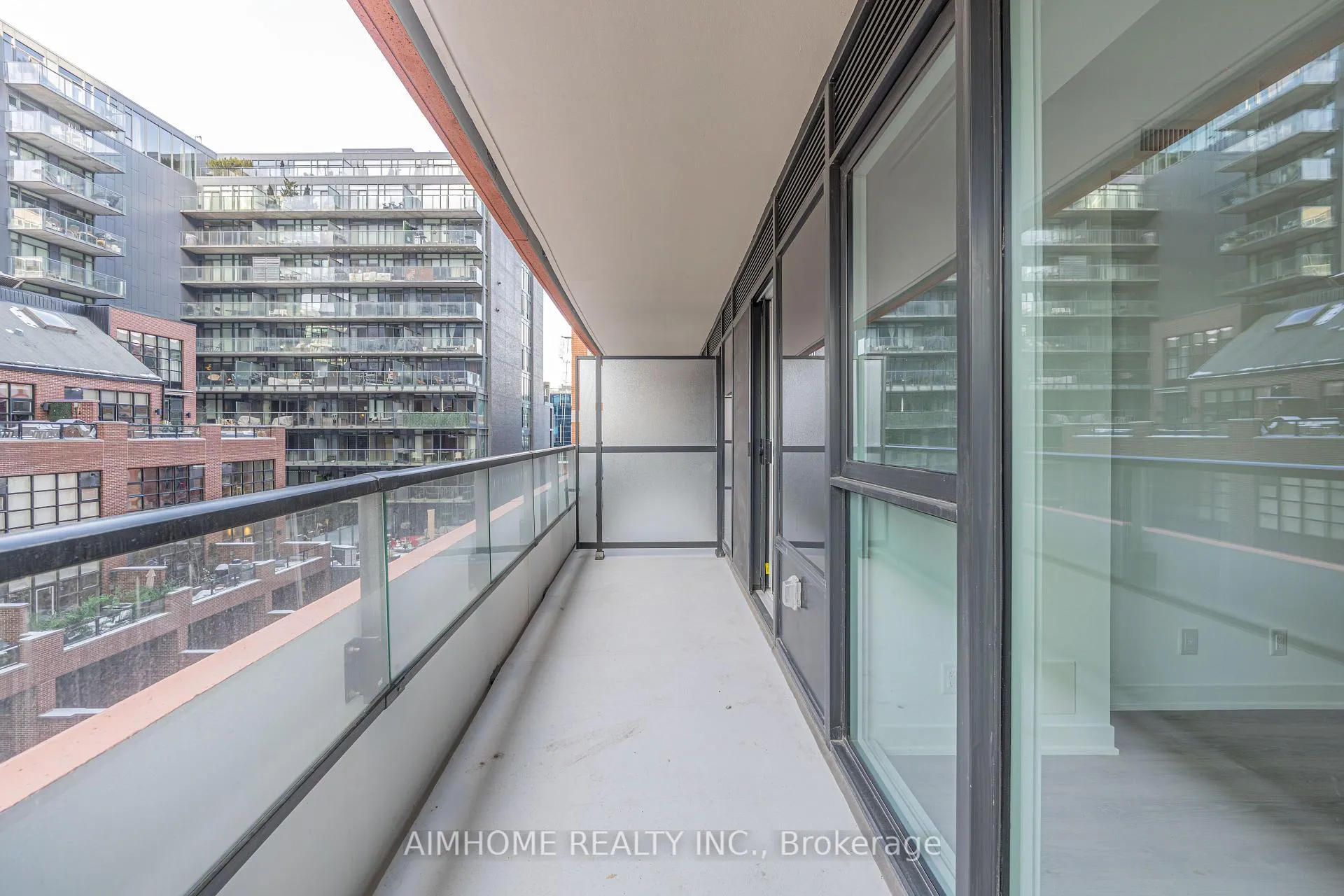 Photo 17 of Unit 718, 180 Front Street E, Toronto, Moss Park — HOMEH