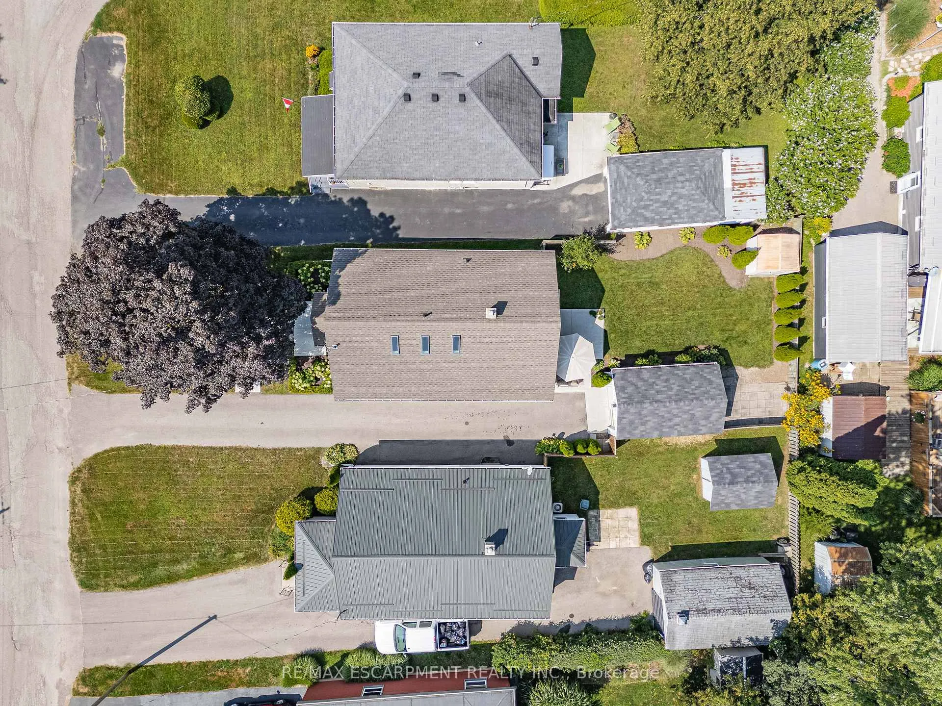 Photo 35 of 17 Davis Street W, Norfolk, Simcoe — HOMEH