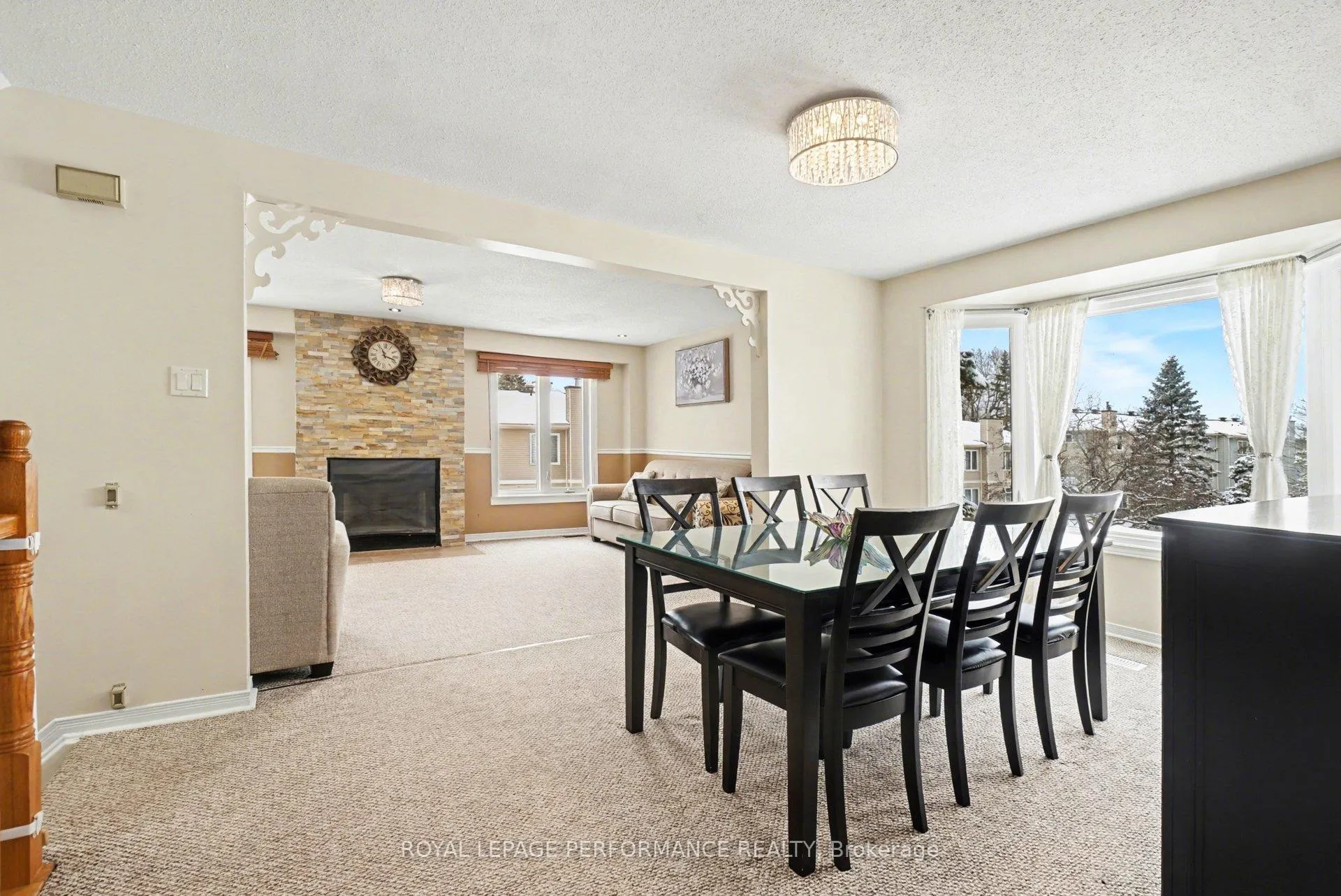 Photo 6 of 1931 Ashmont Street, Ottawa, Chapel Hill — HOMEH
