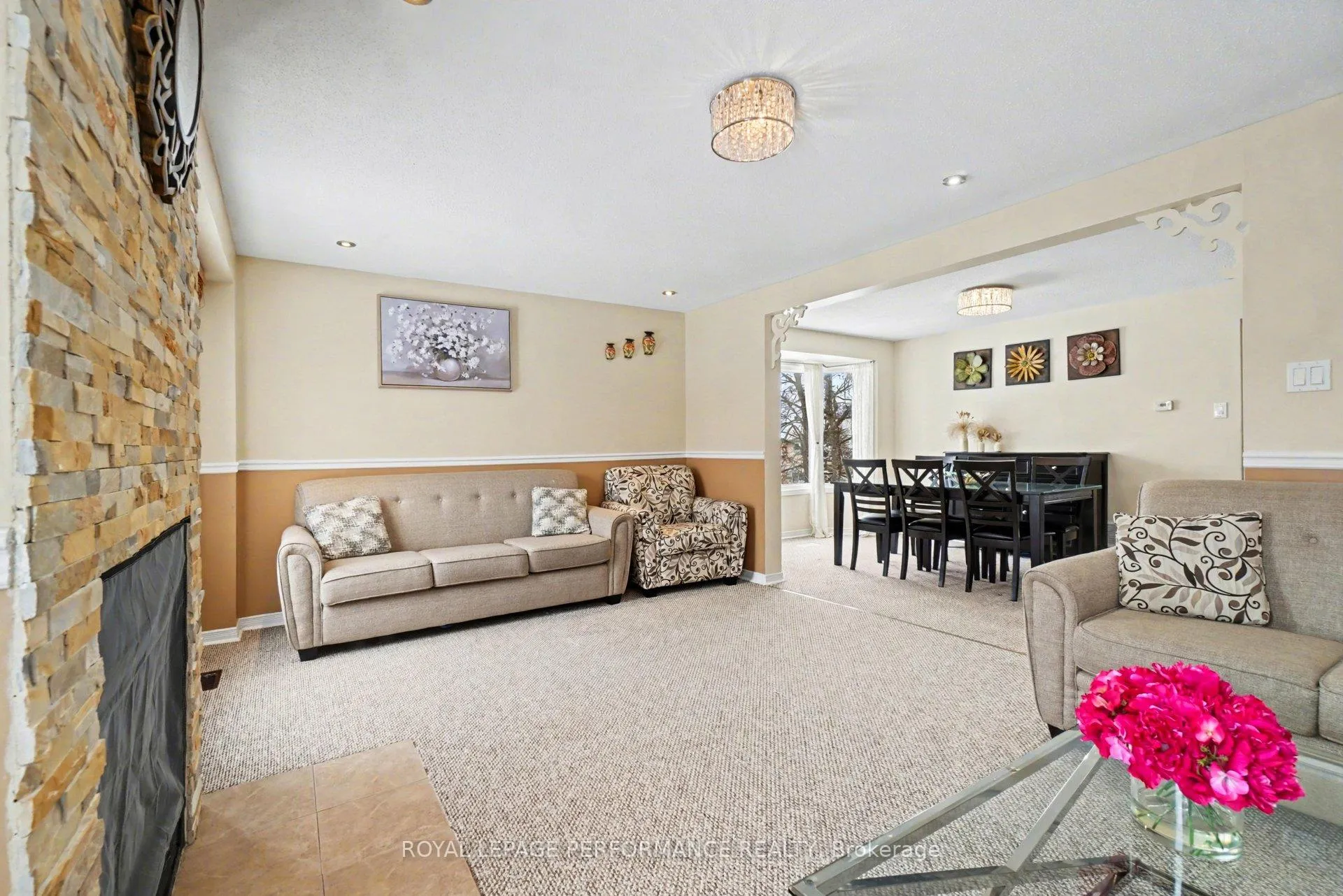 Photo 7 of 1931 Ashmont Street, Ottawa, Chapel Hill — HOMEH