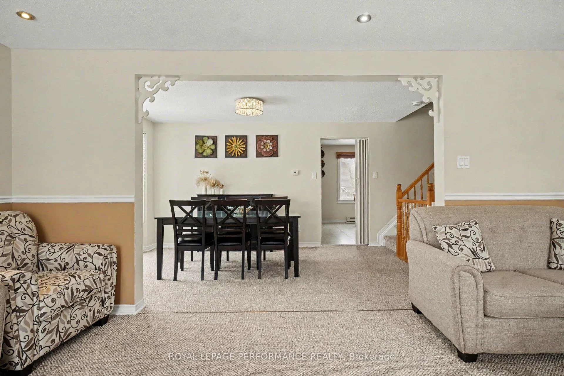 Photo 15 of 1931 Ashmont Street, Ottawa, Chapel Hill — HOMEH