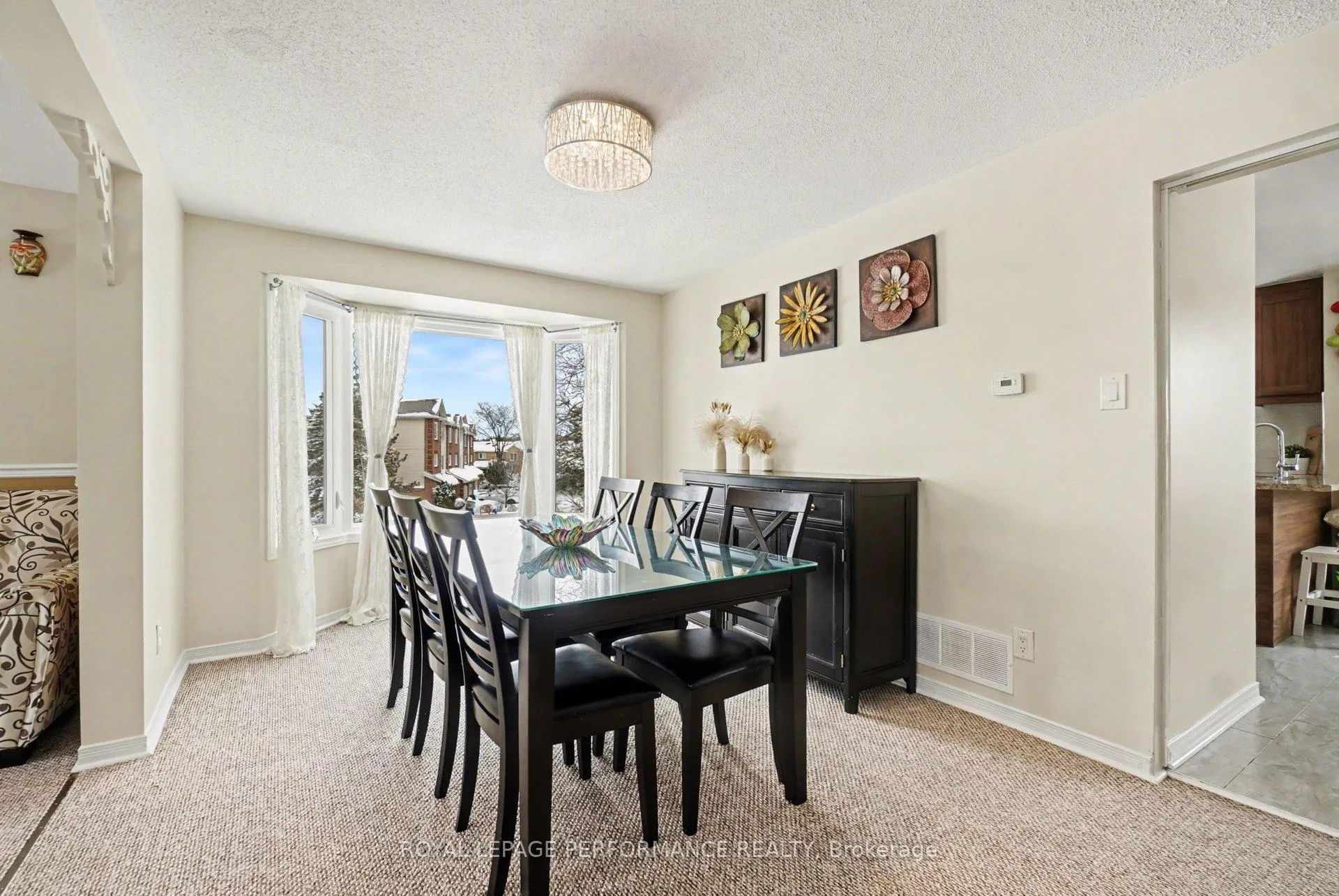 Photo 18 of 1931 Ashmont Street, Ottawa, Chapel Hill — HOMEH