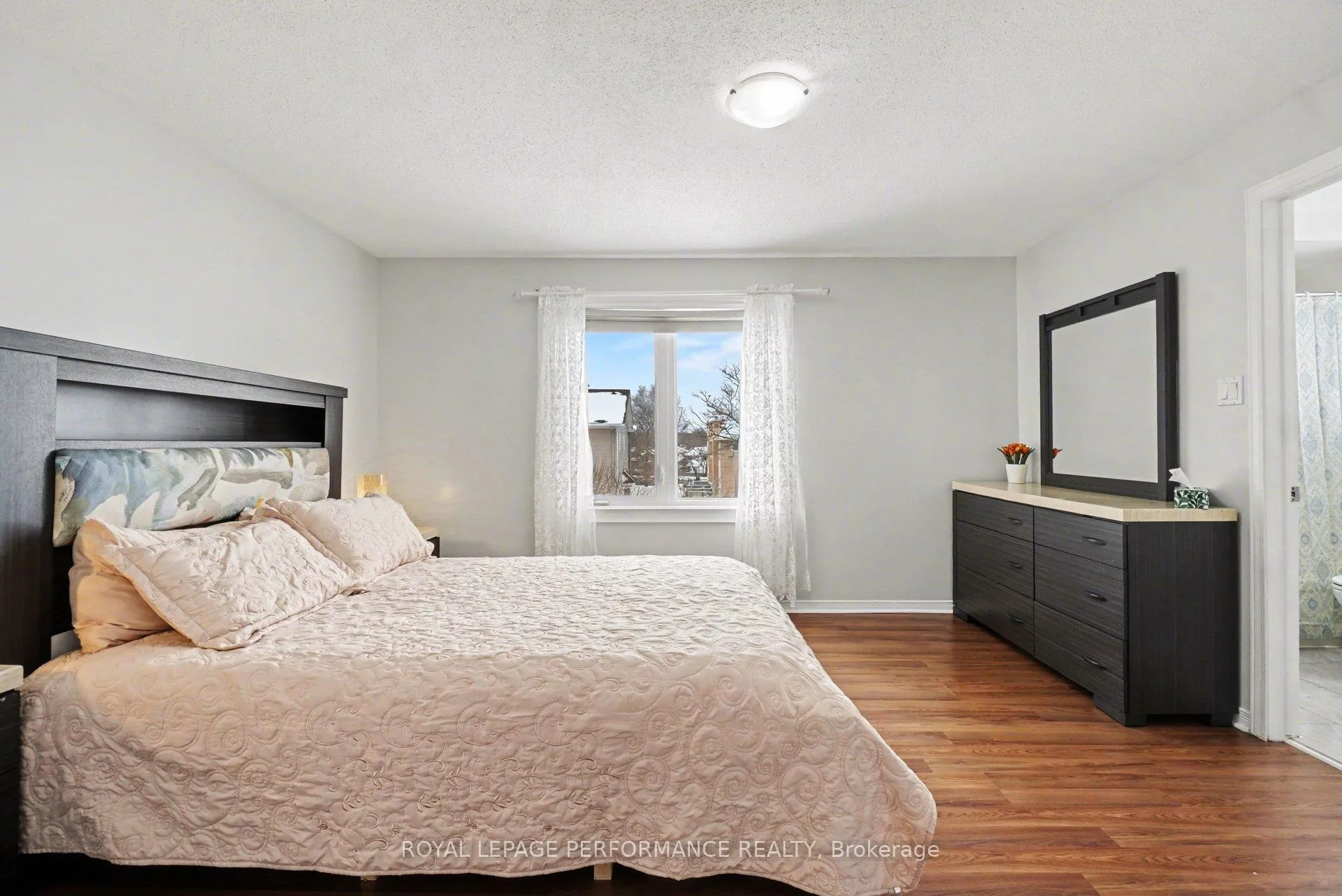 Photo 23 of 1931 Ashmont Street, Ottawa, Chapel Hill — HOMEH