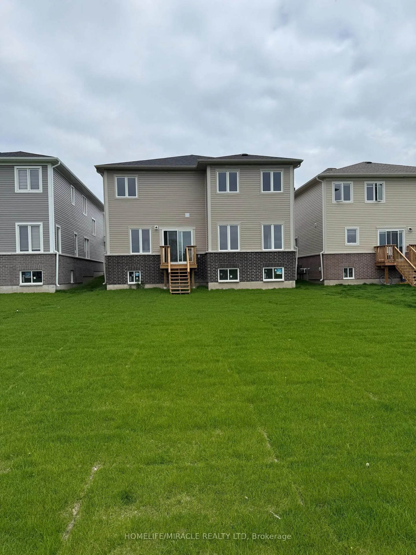 Photo 2 of 62 Golf Links Drive, Loyalist, Bath — HOMEH