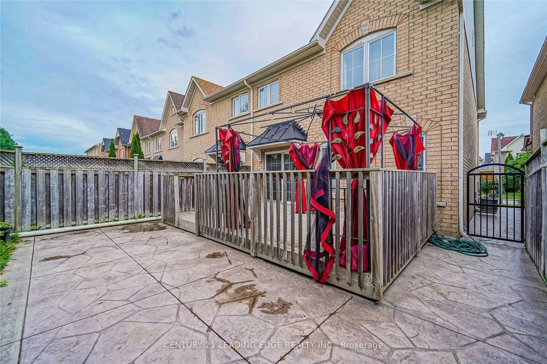 Photo 8 of 90 Carpendale Crescent, Ajax, Northeast Ajax — HOMEH
