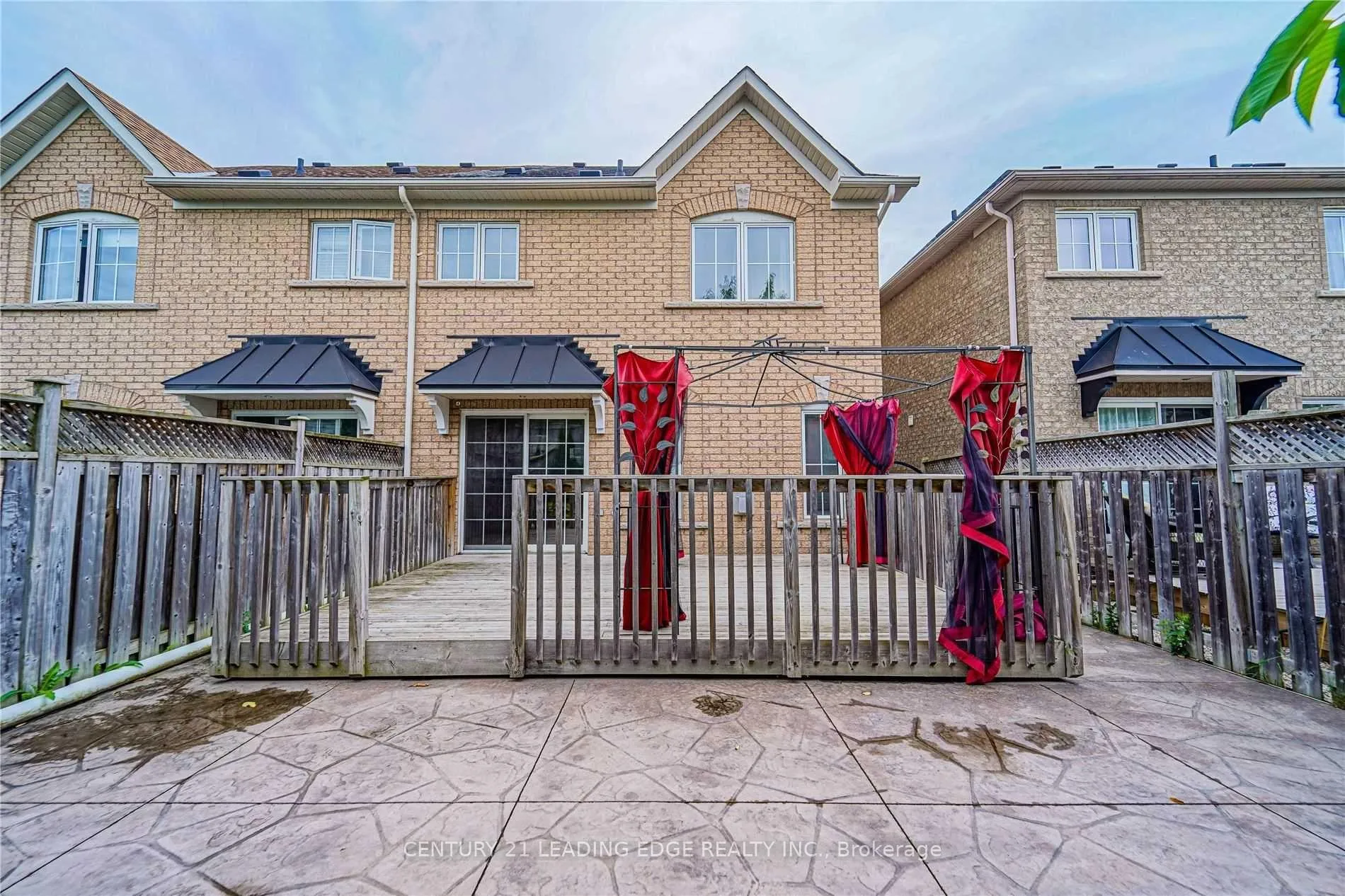 Photo 9 of 90 Carpendale Crescent, Ajax, Northeast Ajax — HOMEH