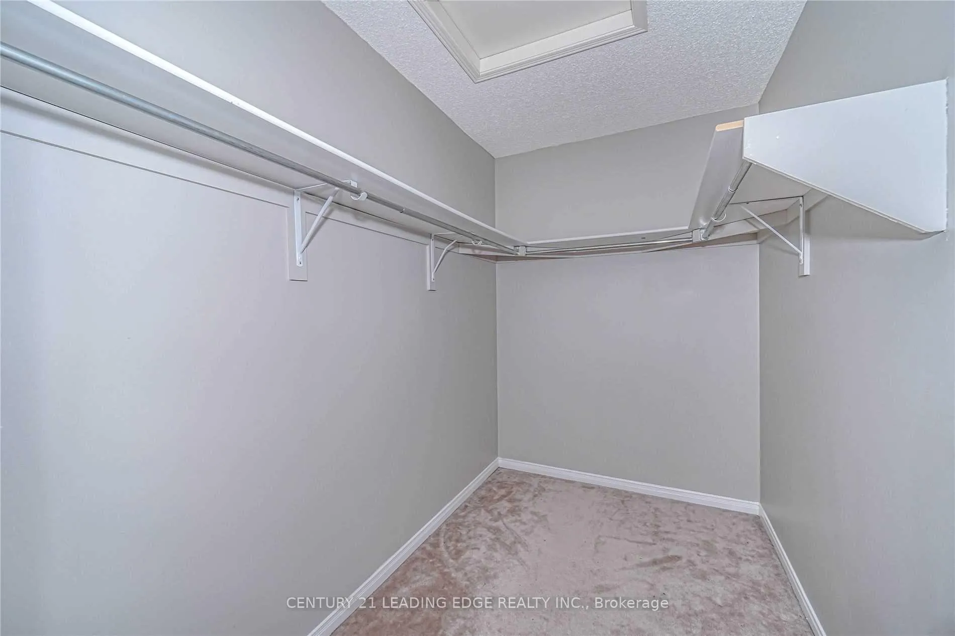 Photo 30 of 90 Carpendale Crescent, Ajax, Northeast Ajax — HOMEH