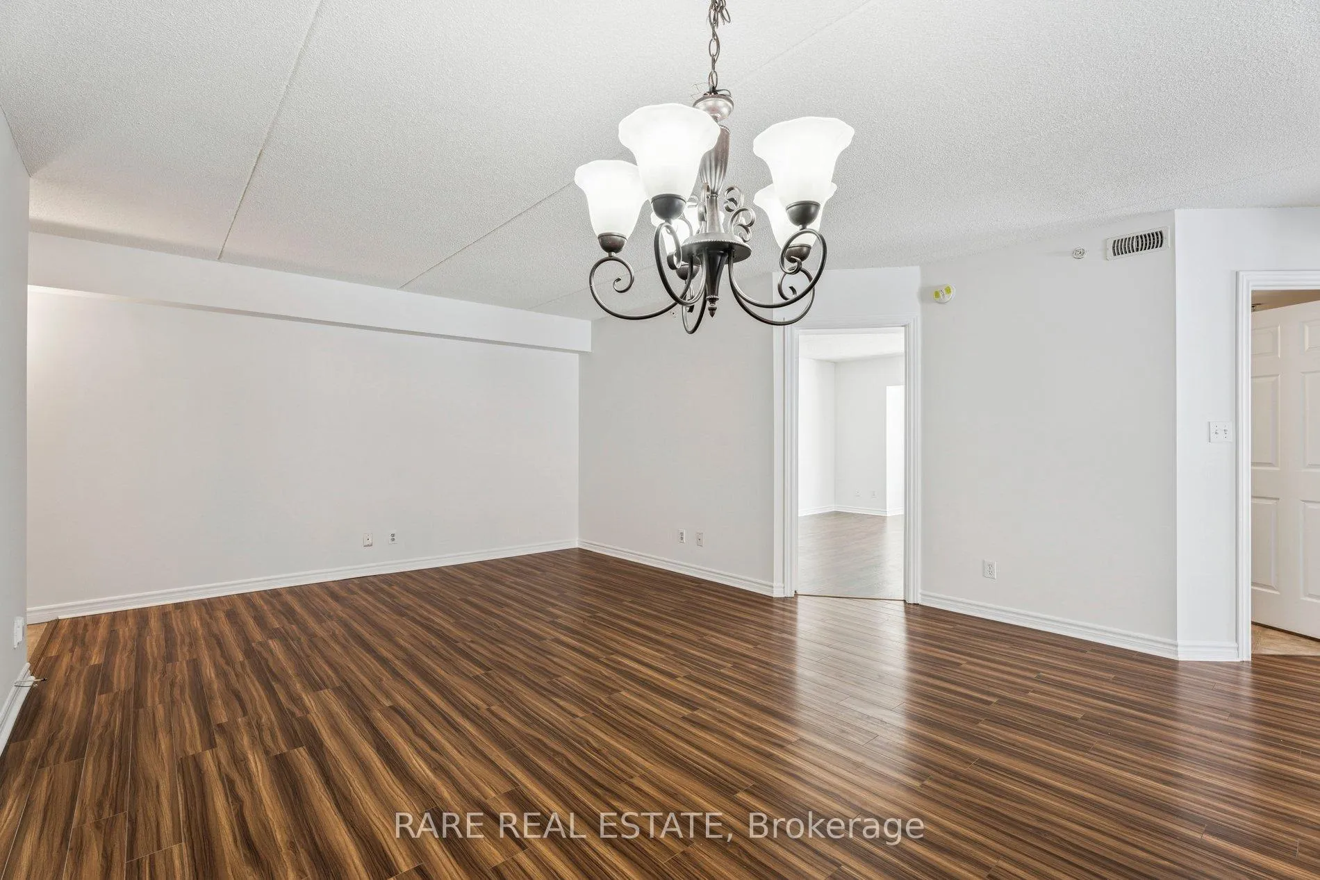 Photo 7 of Unit 101, 2075 Appleby Line, Burlington, Uptown — HOMEH