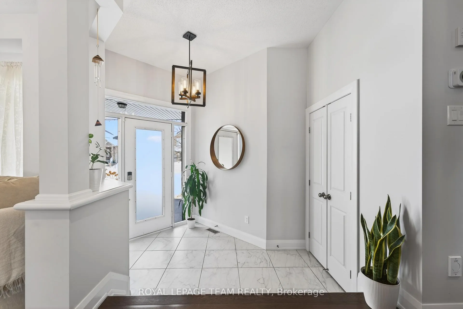 Photo 5 of 138 Stonemeadow Drive, Ottawa, Kanata - Bridlewood — HOMEH