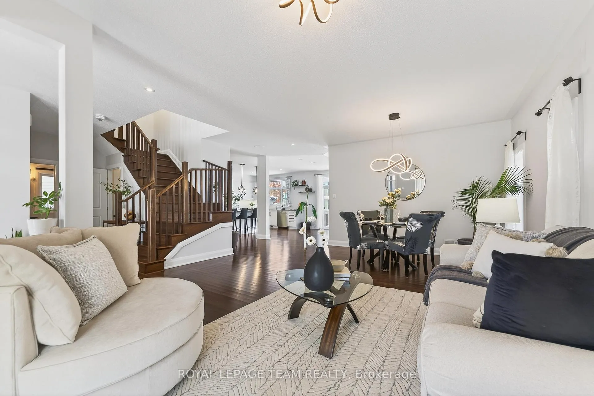 Photo 8 of 138 Stonemeadow Drive, Ottawa, Kanata - Bridlewood — HOMEH