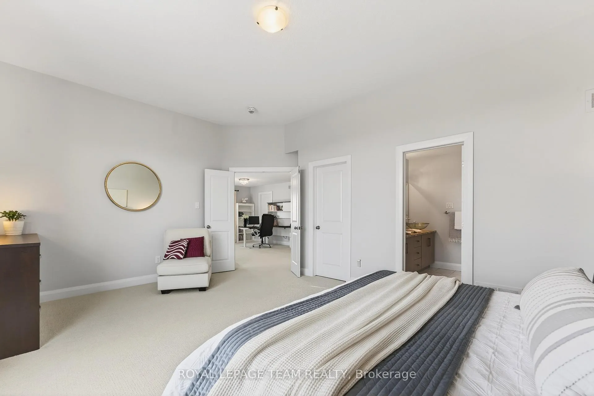 Photo 33 of 138 Stonemeadow Drive, Ottawa, Kanata - Bridlewood — HOMEH